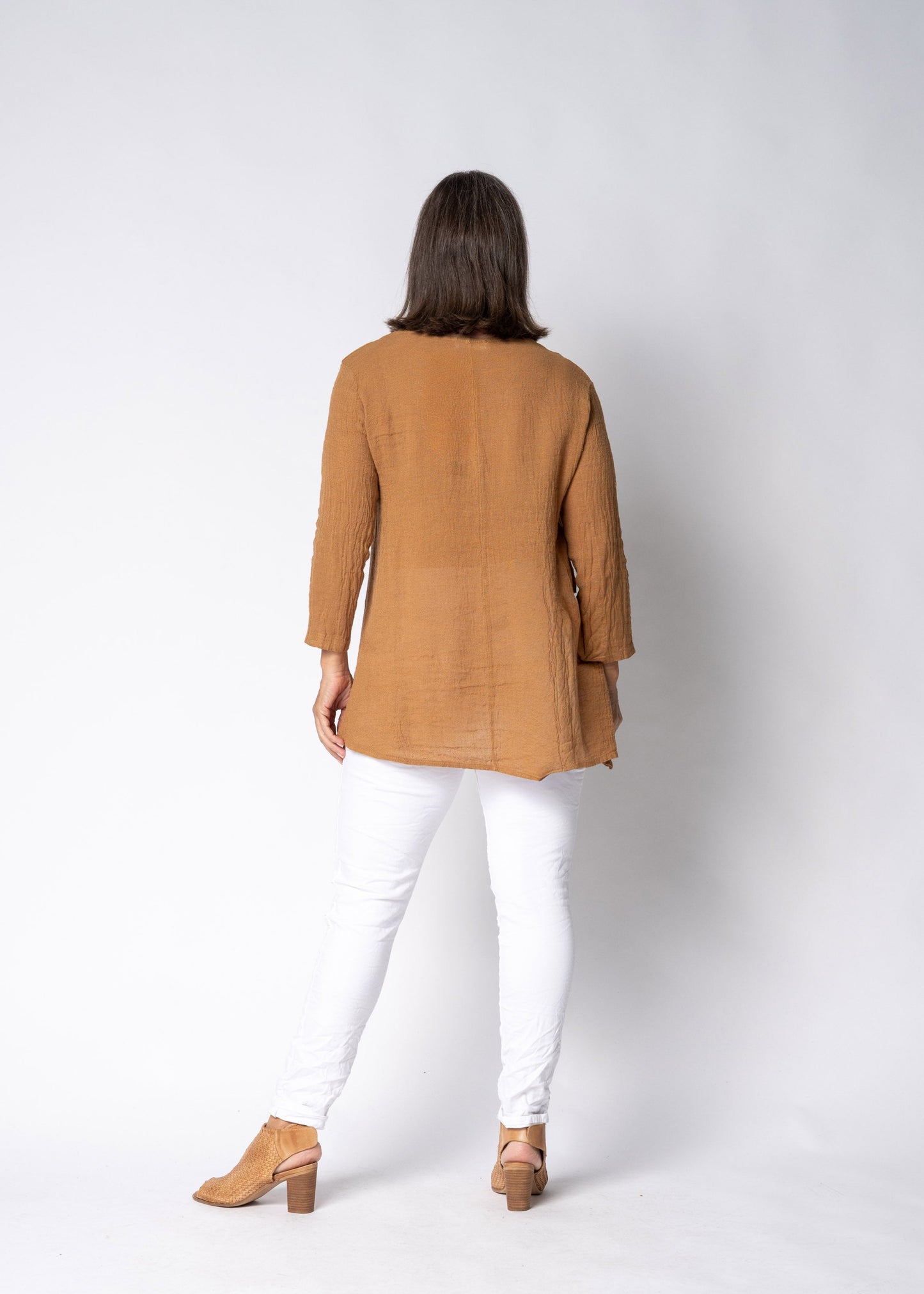 Marenna Linen Top in Sahara Sand