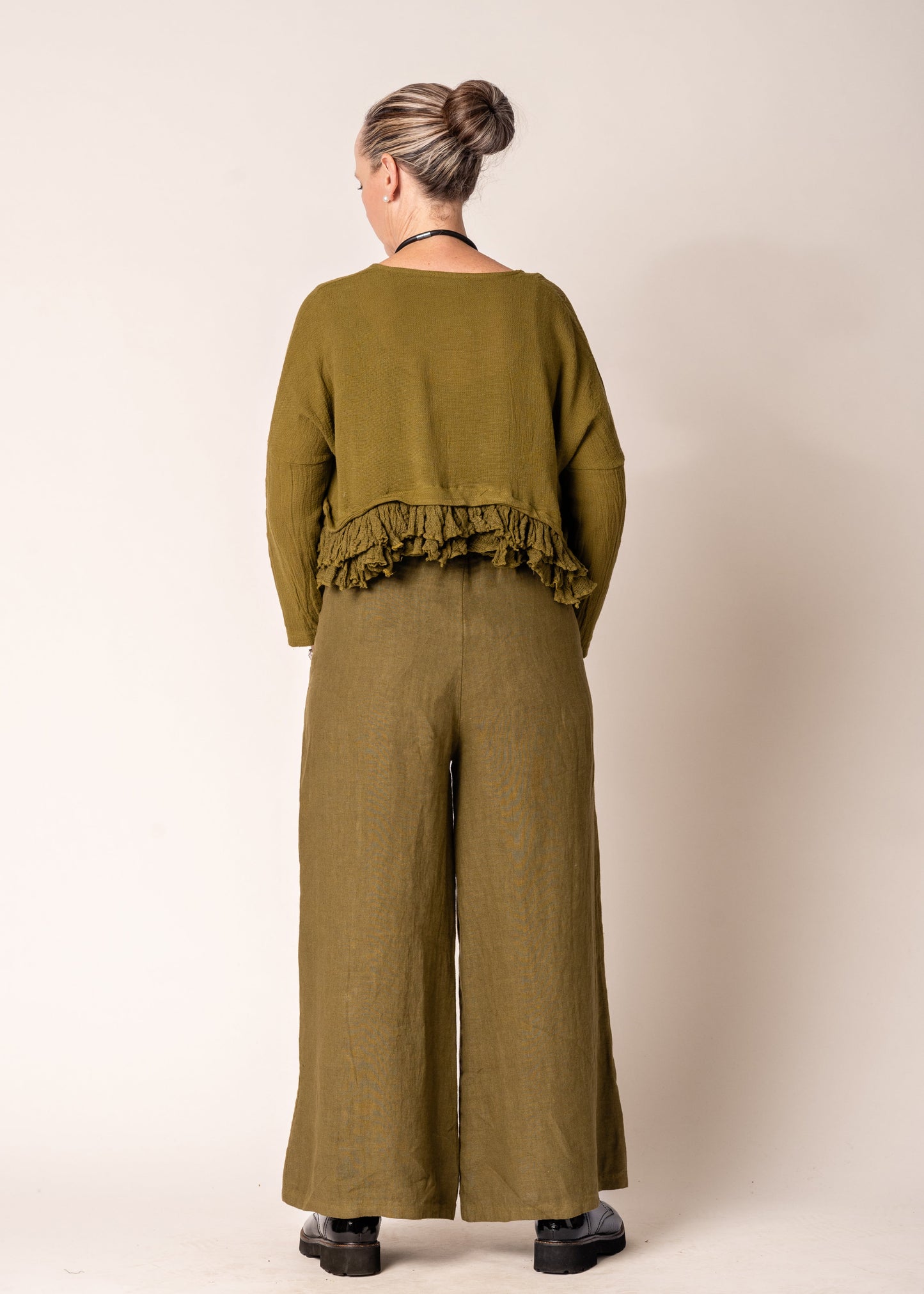 Patsy Linen Jacket in Green Olive