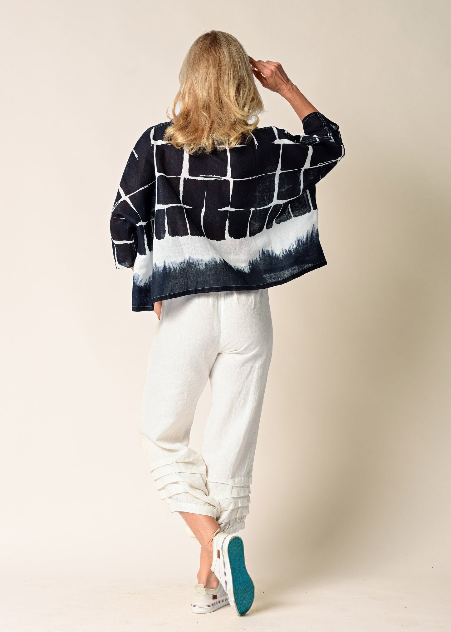 Harlan linen Top in Navy
