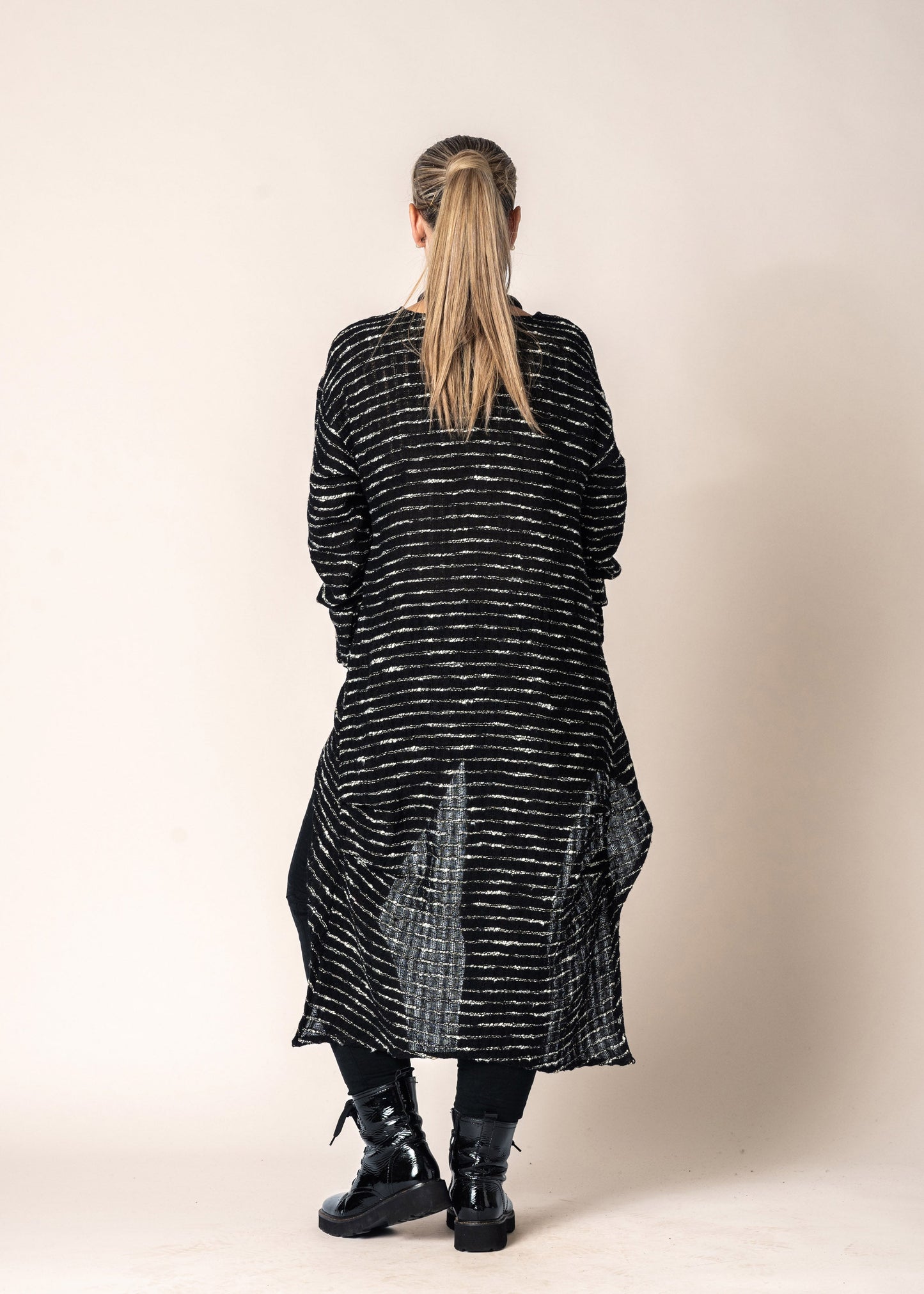 Norah Linen Top in Onyx