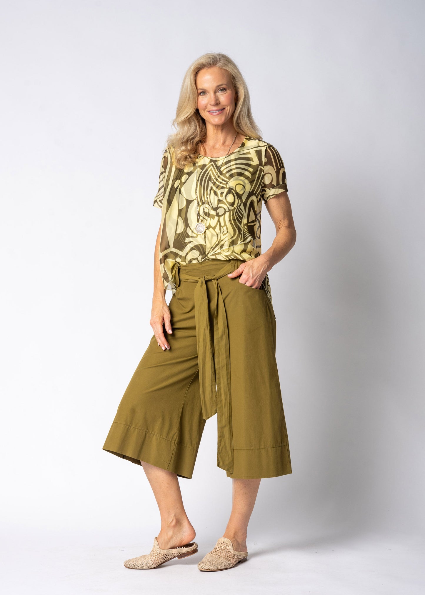 Malika Pants in Green Olive