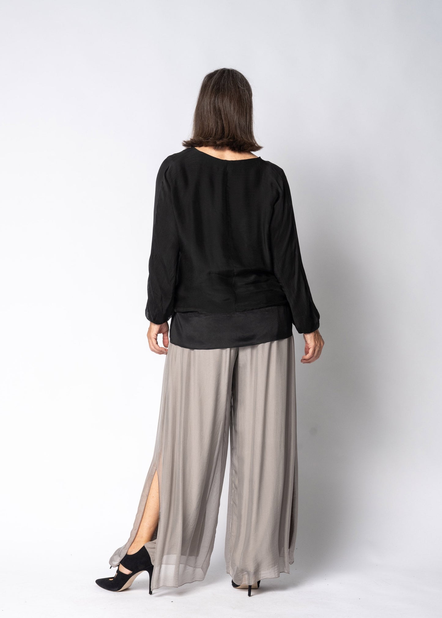Anara Silk Top in Onyx