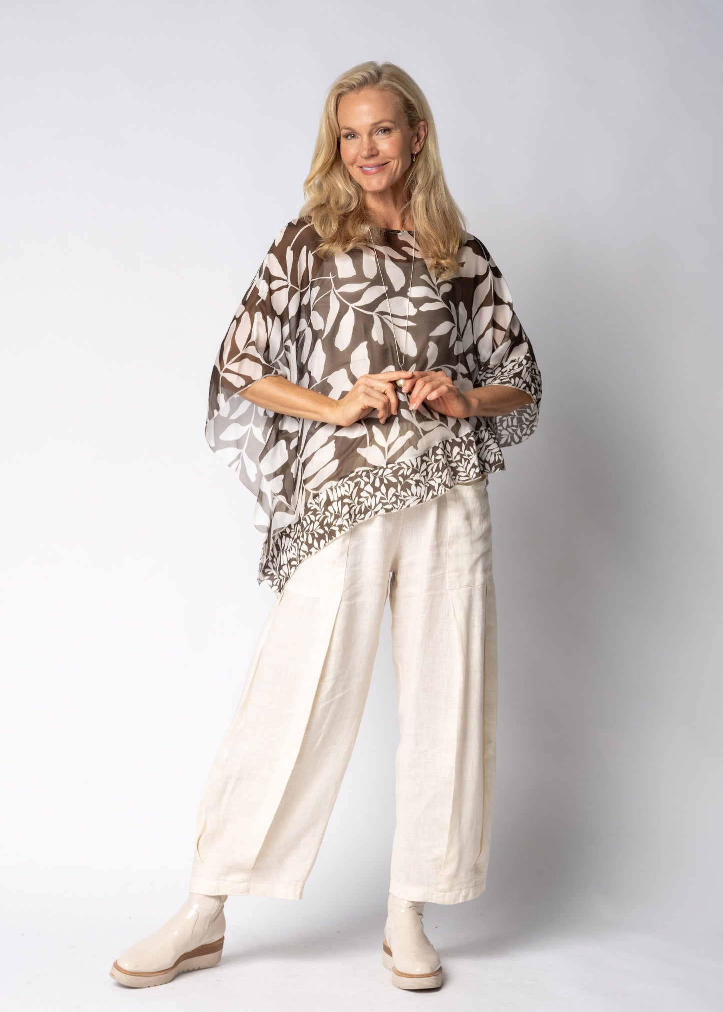 Lyris Silk Top in Moss Green