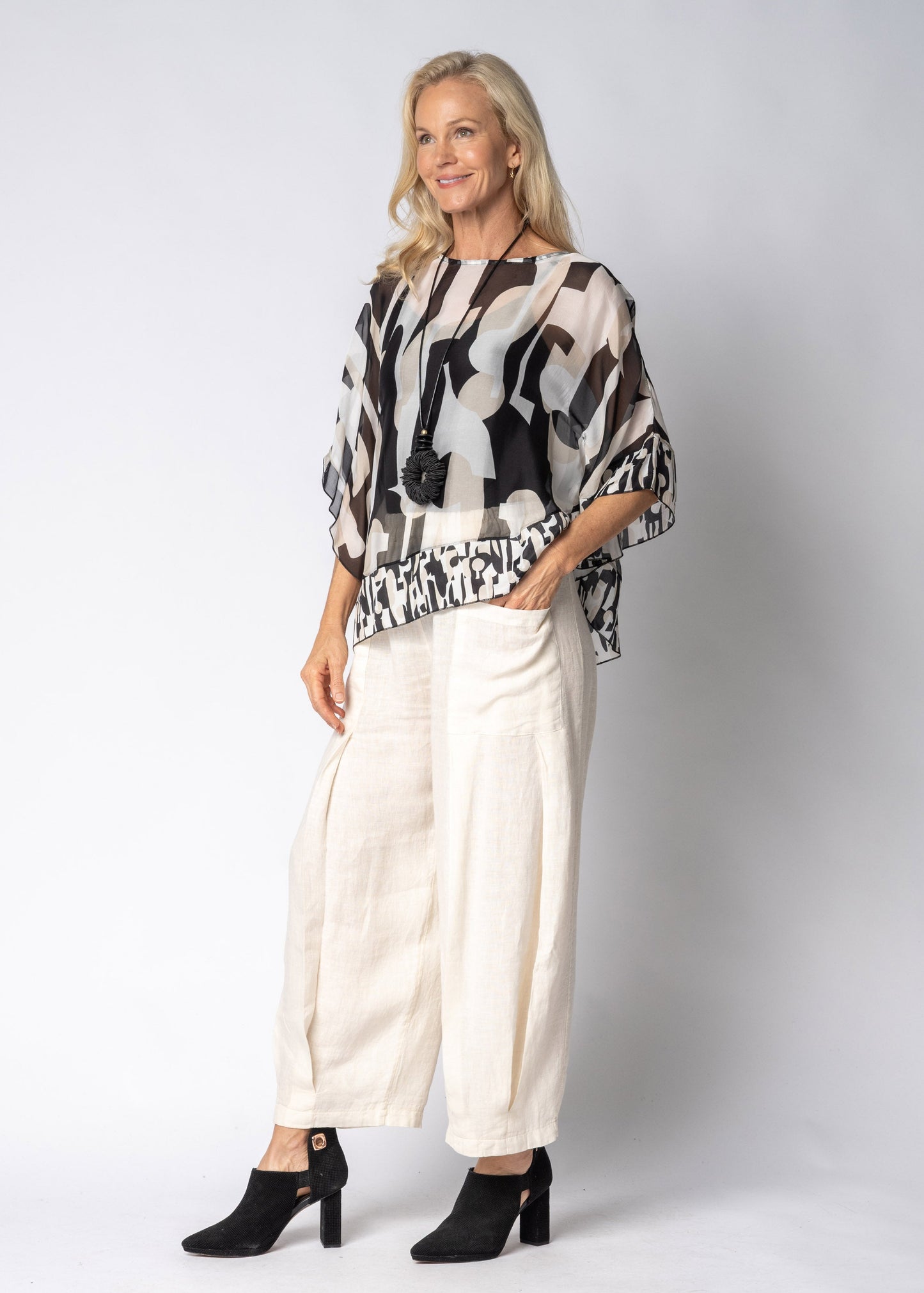 Lyris Silk Top in Onyx