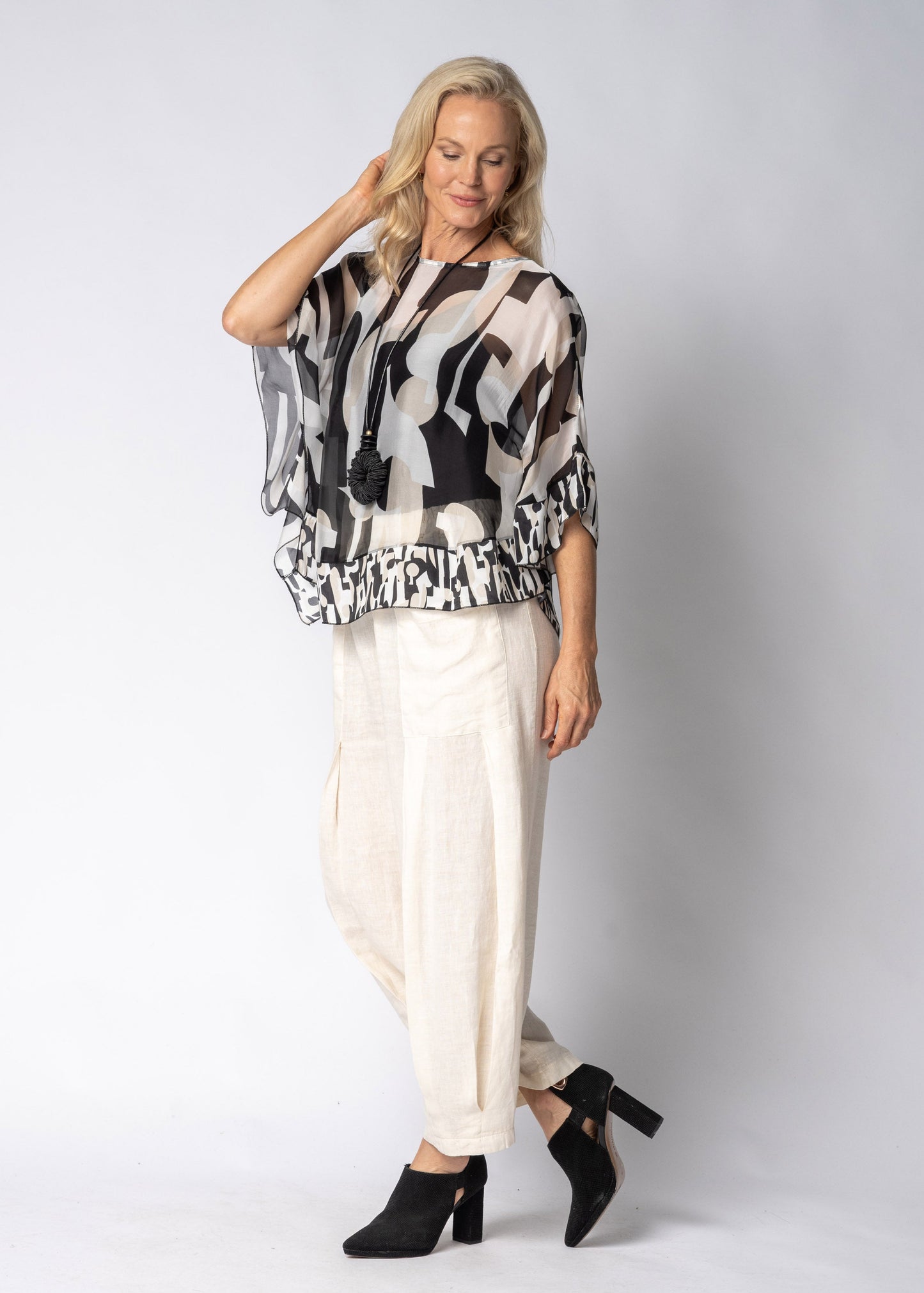 Olenna Linen Pants in Cream