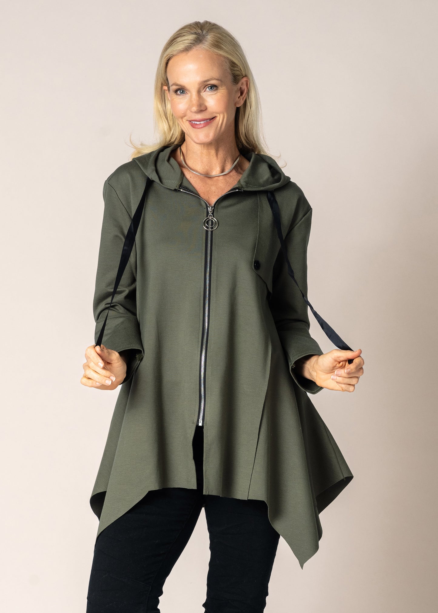 Tia Jacket in Khaki