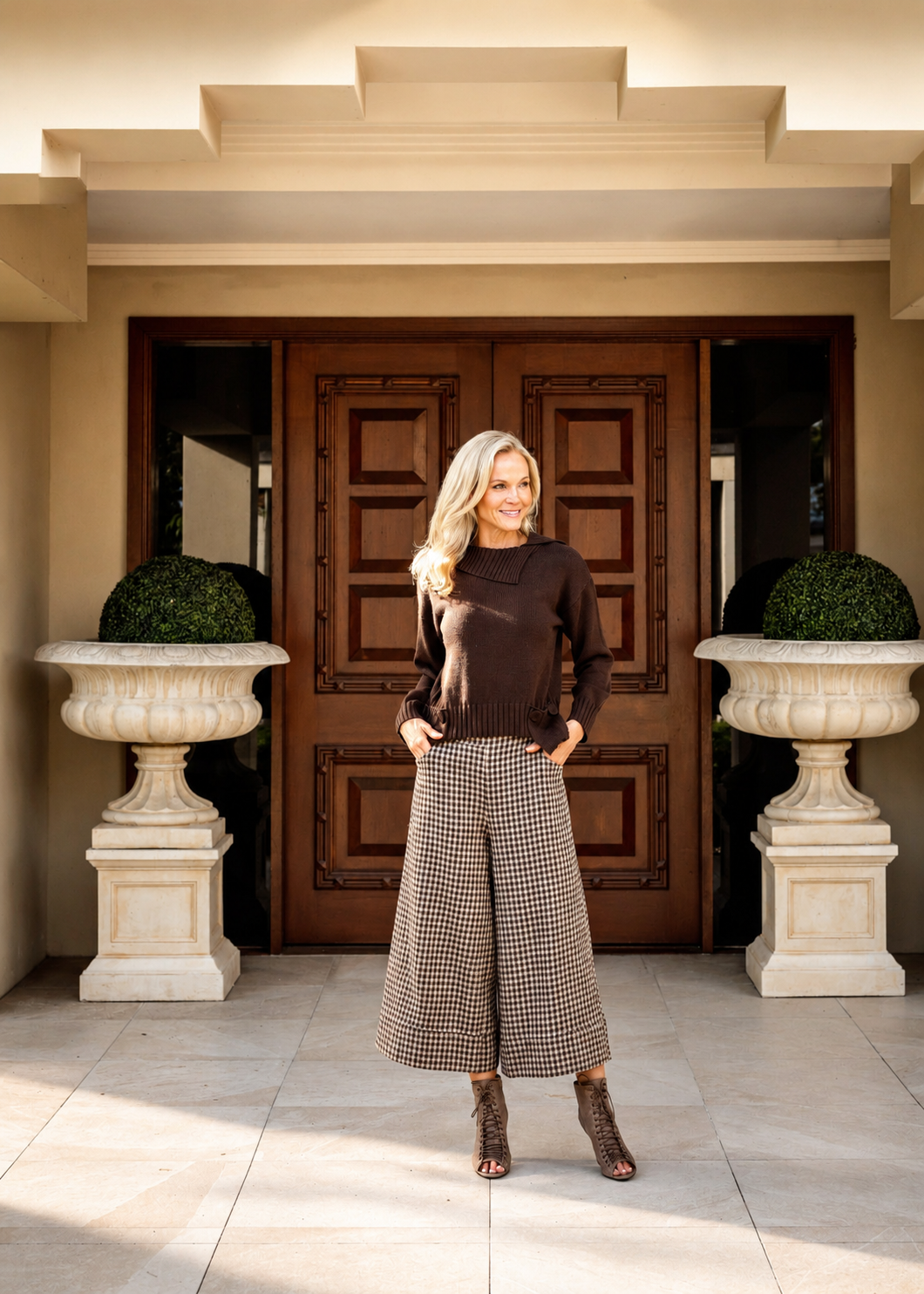 Evira Pants in Chocolate Truffle