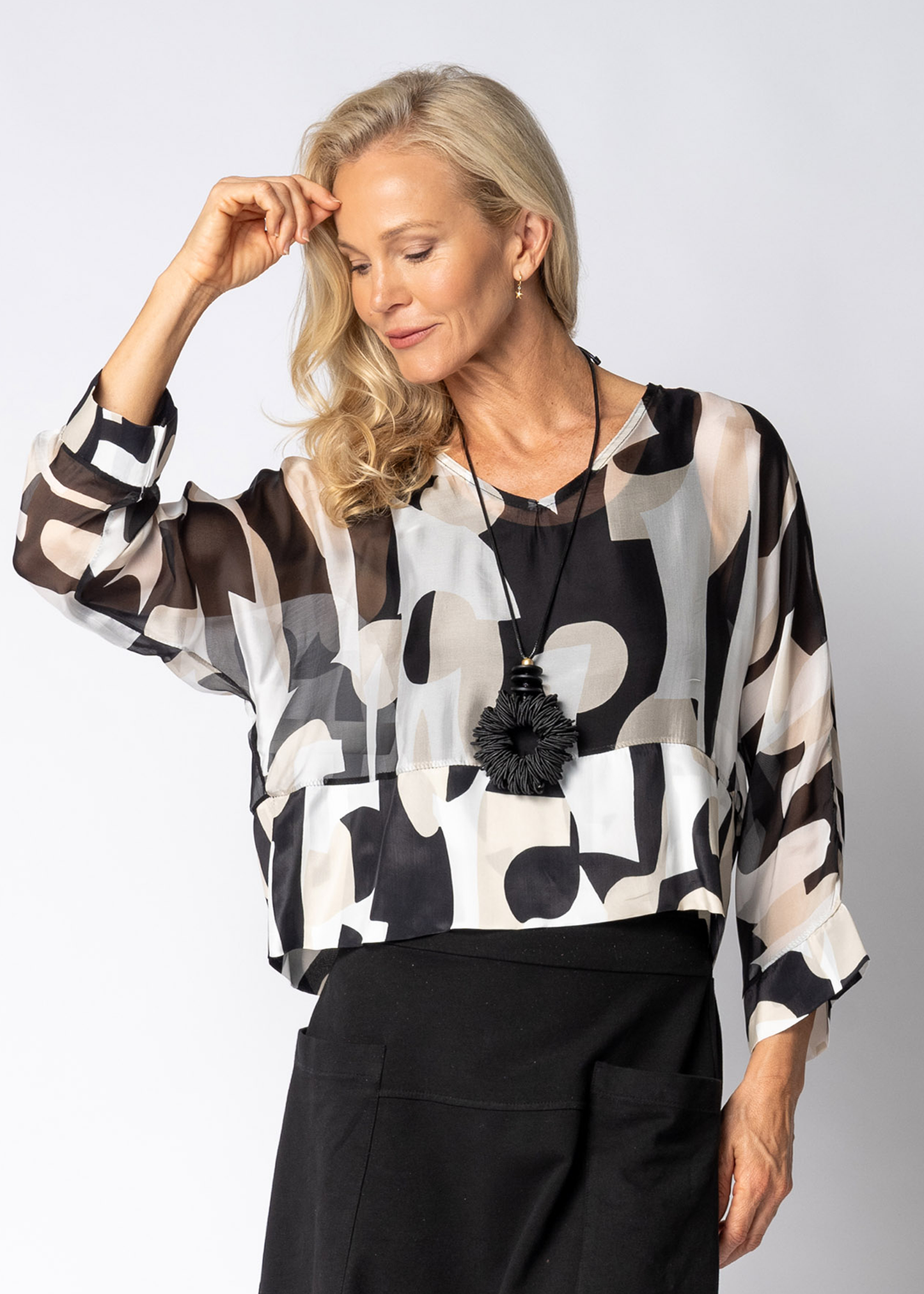 Juniper Silk Top in Onyx
