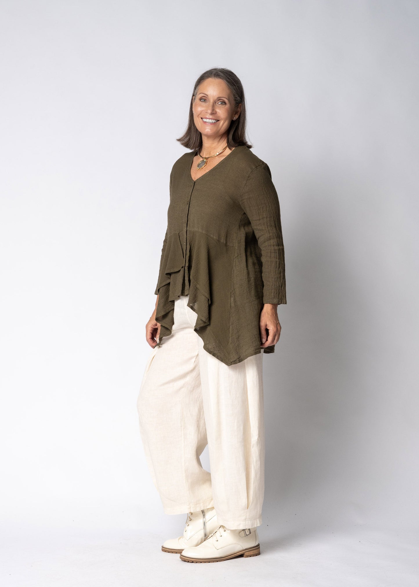 Marenna Linen Top in Moss Green