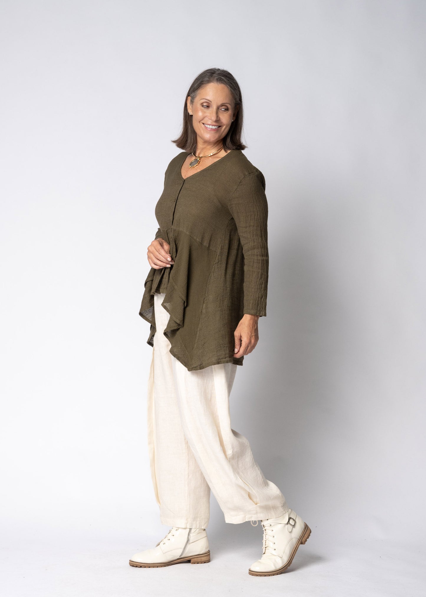 Marenna Linen Top in Moss Green