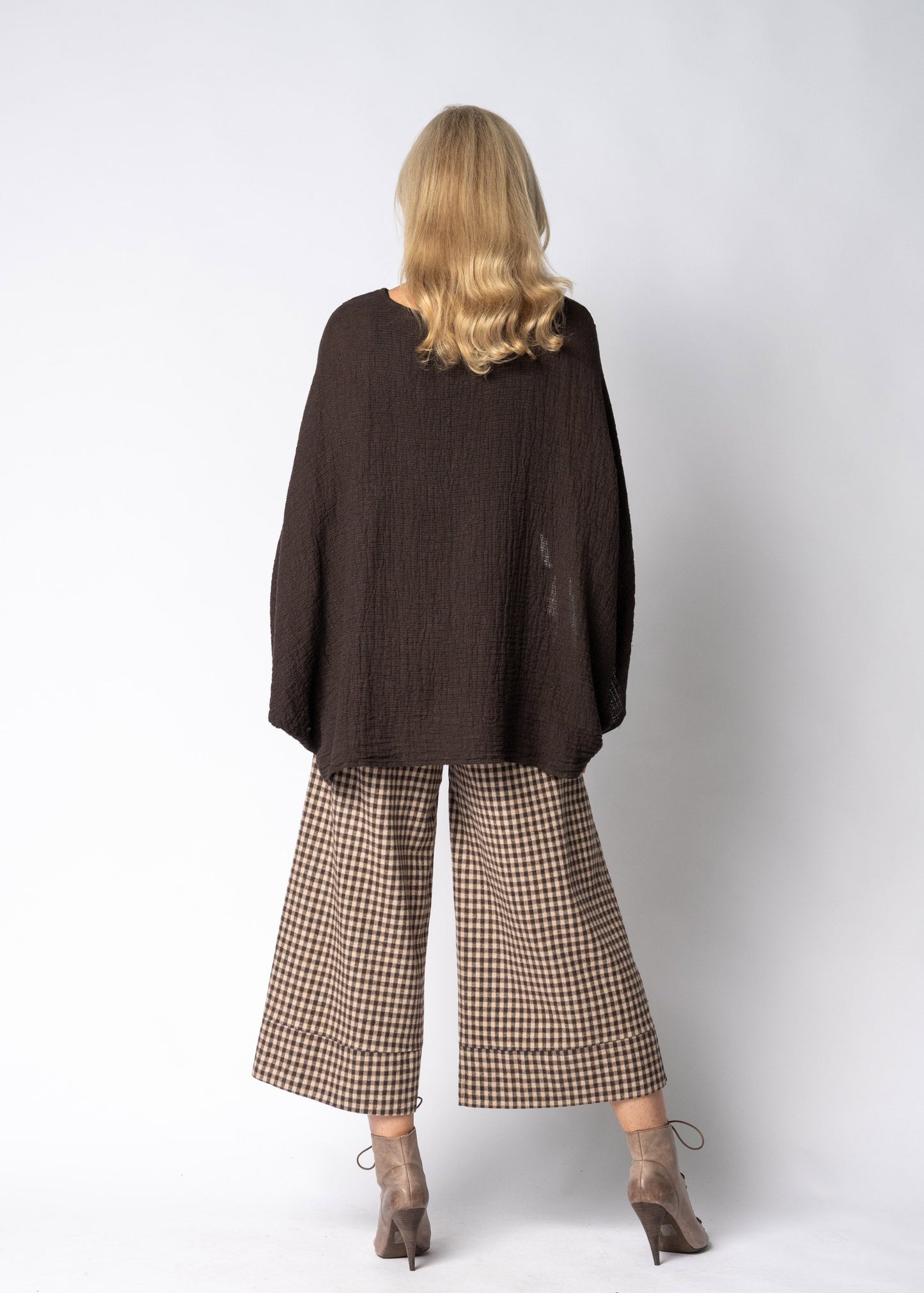 Valetta Linen Top in Chocolate Truffle