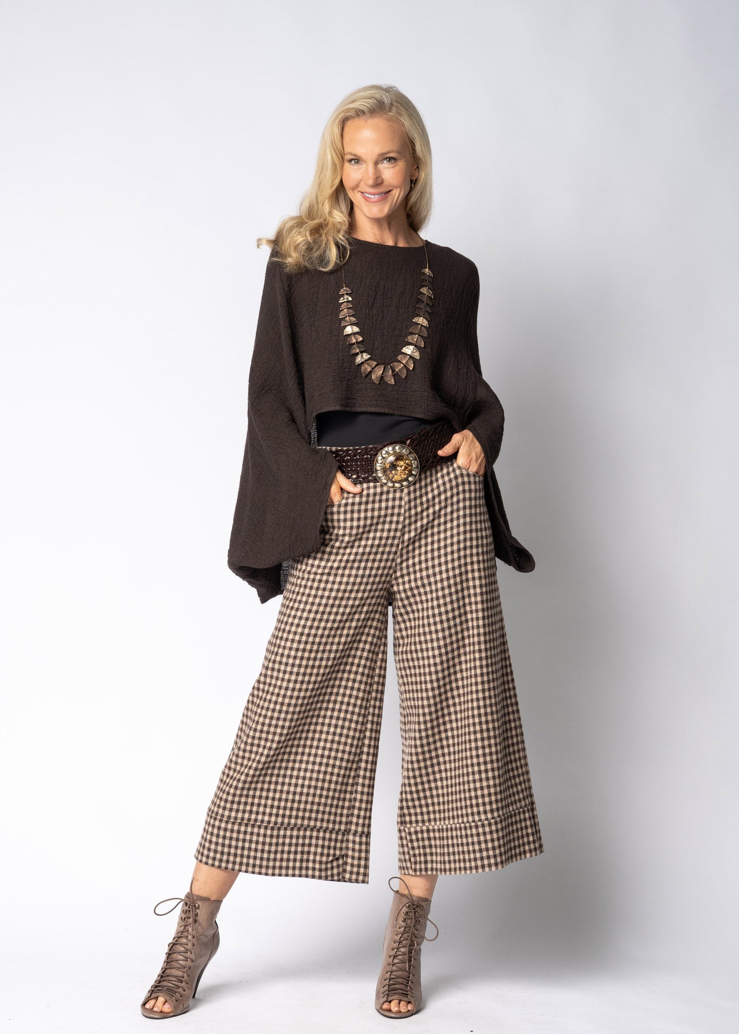 Valetta Linen Top in Chocolate Truffle