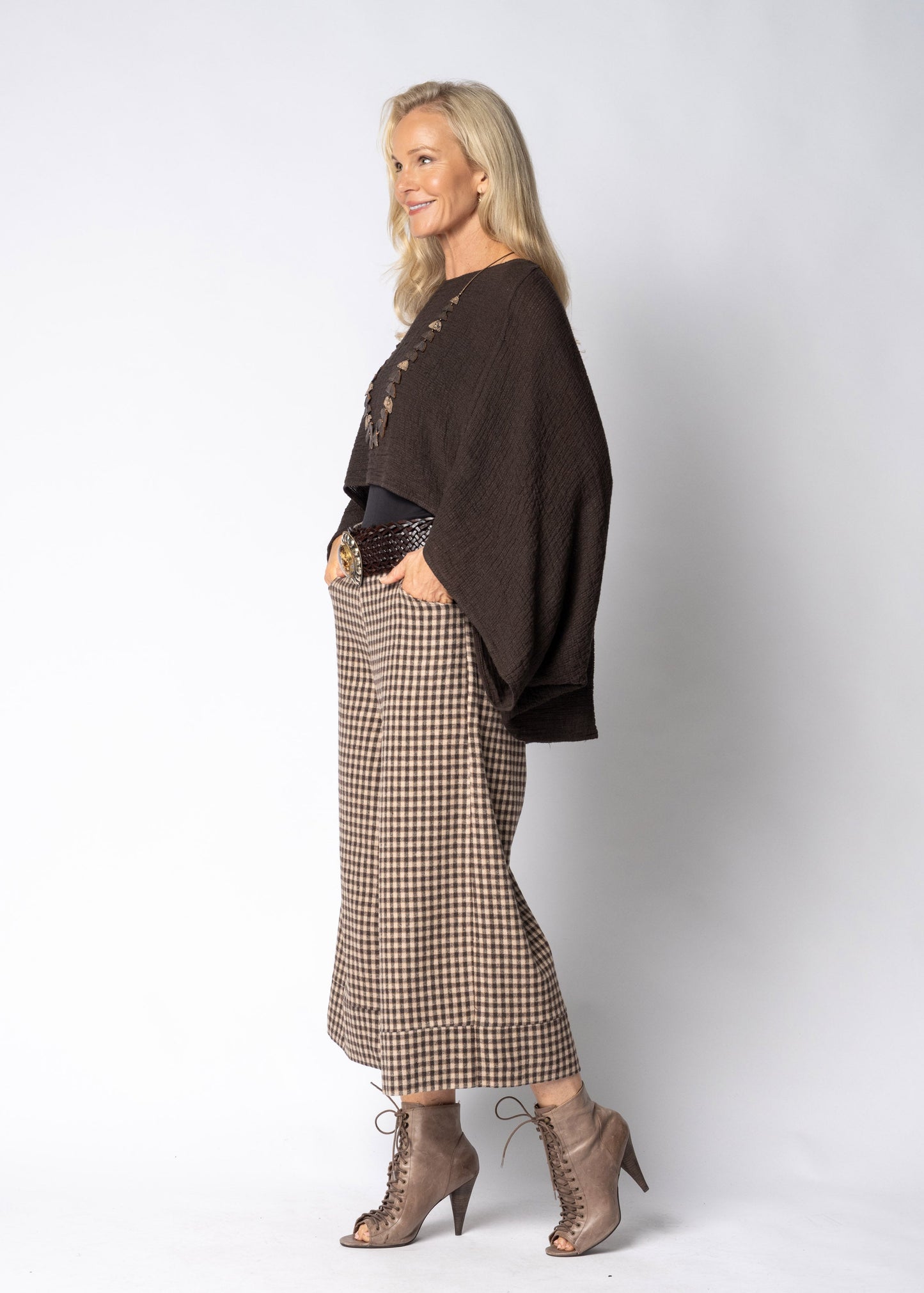 Valetta Linen Top in Chocolate Truffle