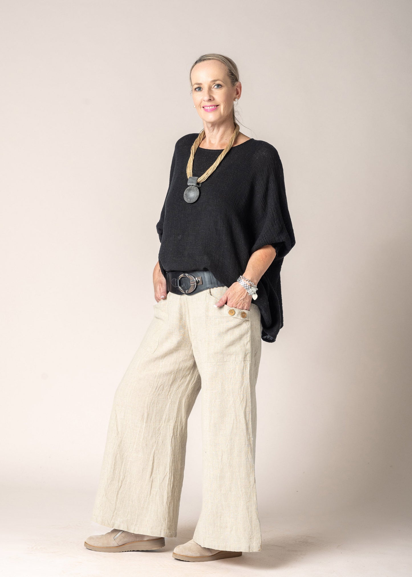 Mallory Linen Top in Onyx