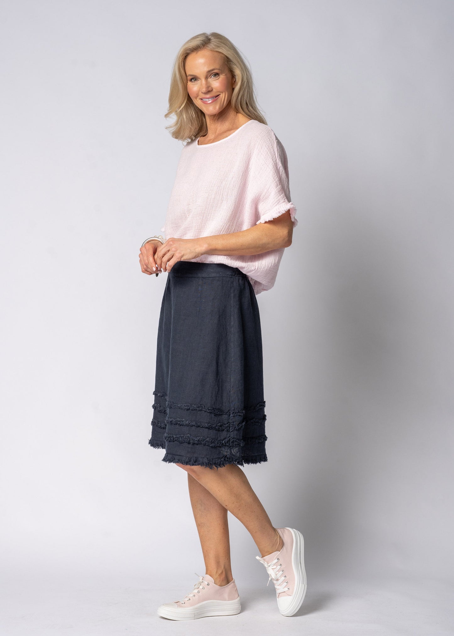 Nixie Linen Top in Modena Pink
