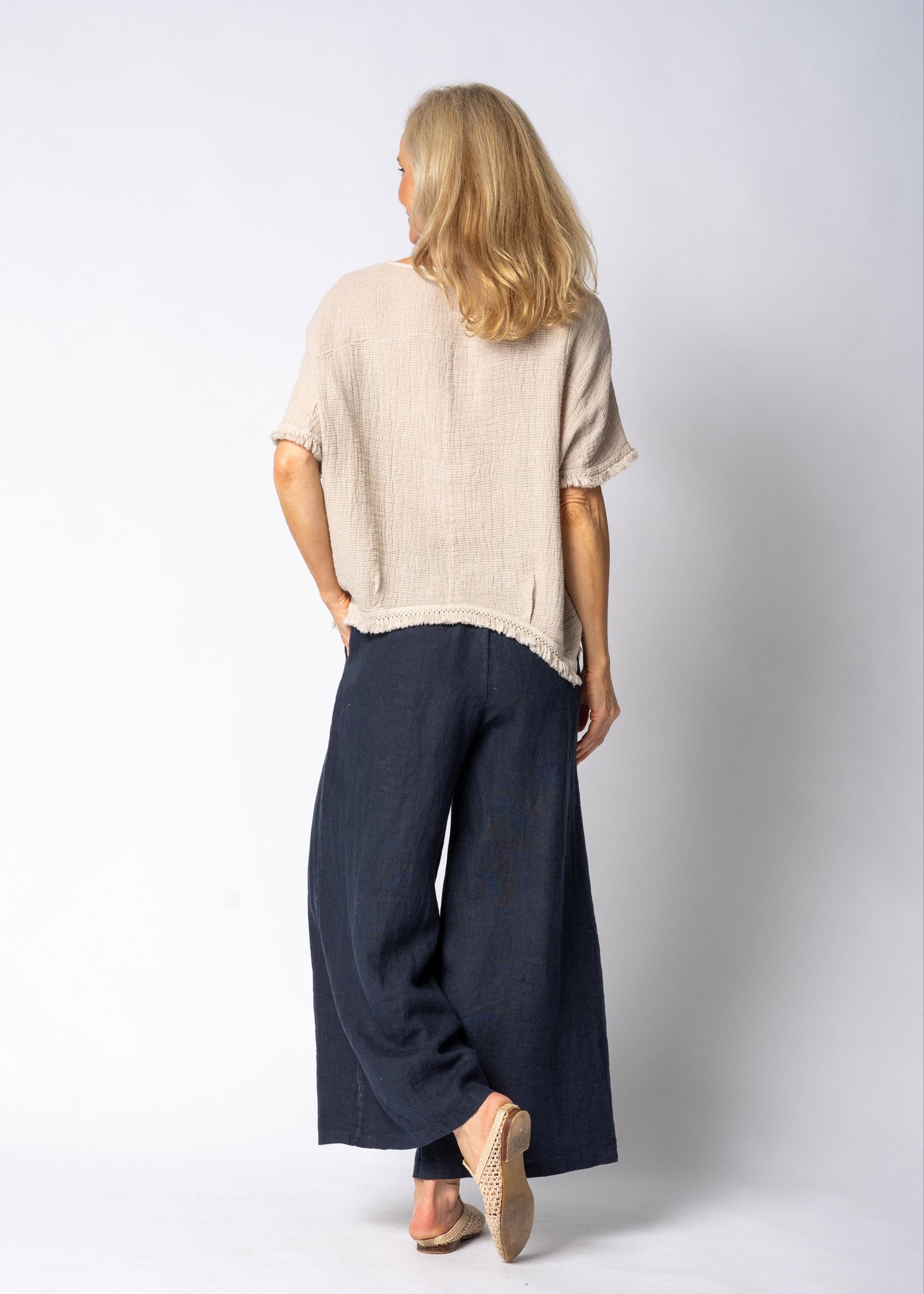 Nixie Linen Top in Latte