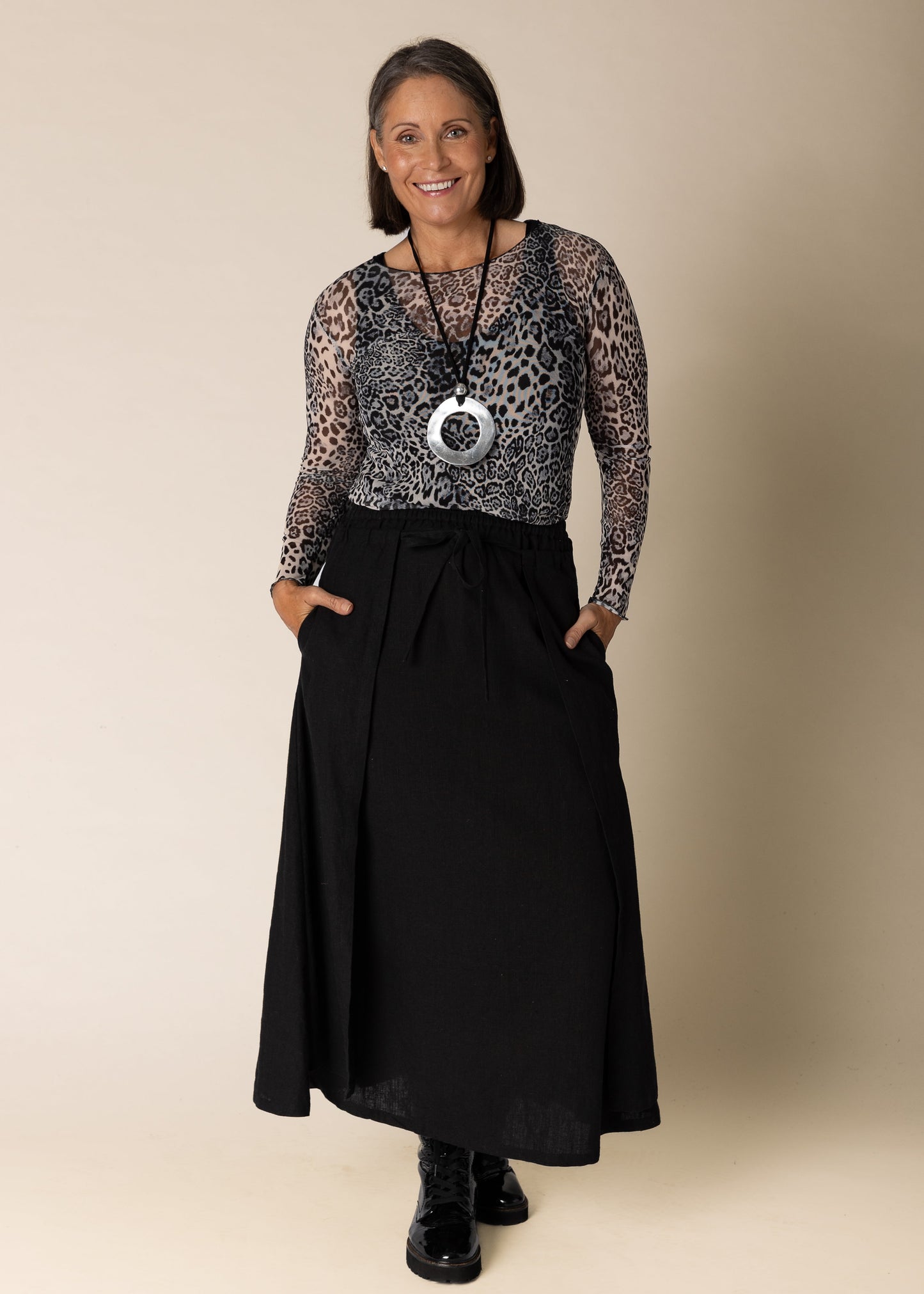 Remington Linen Skirt in Onyx