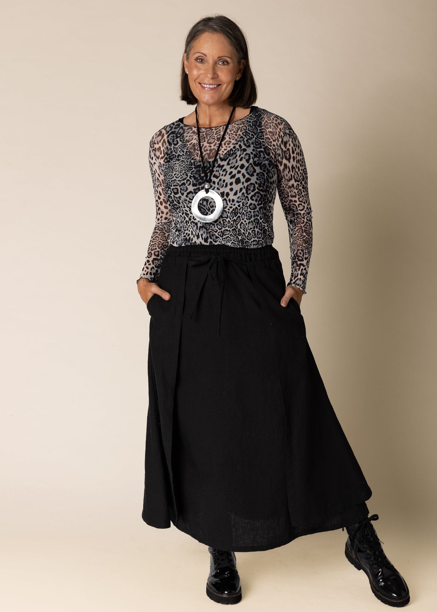 Remington Linen Skirt in Onyx