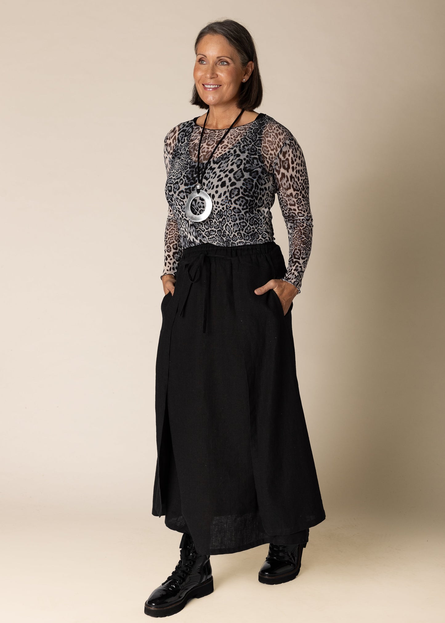 Remington Linen Skirt in Onyx