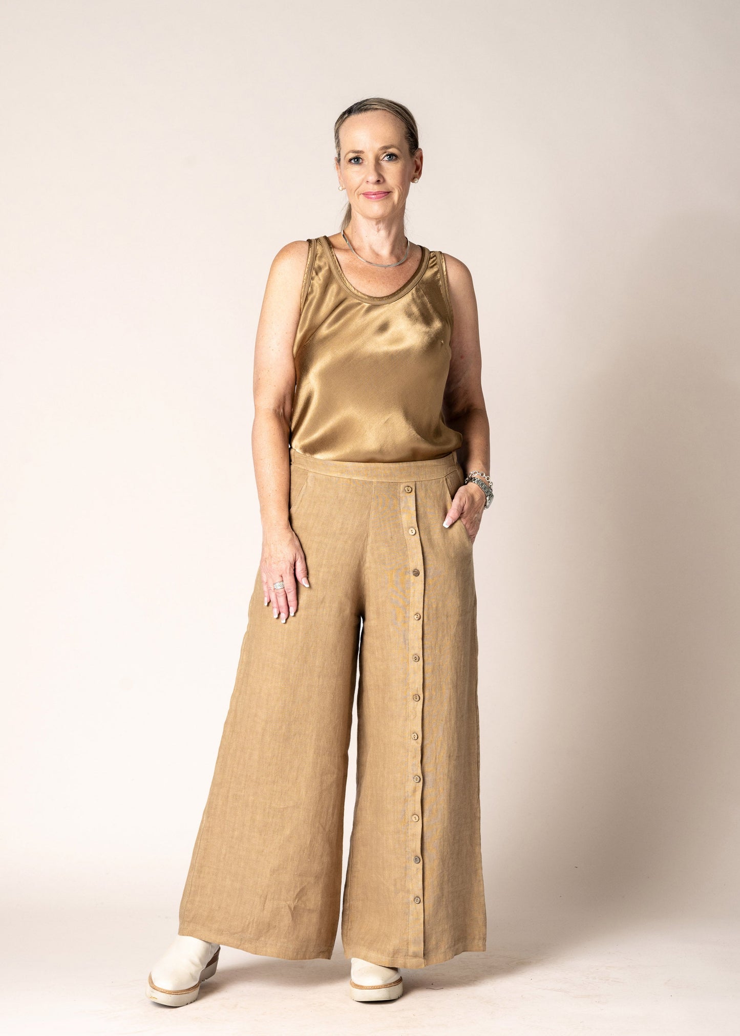Clair Linen Pants in Desert