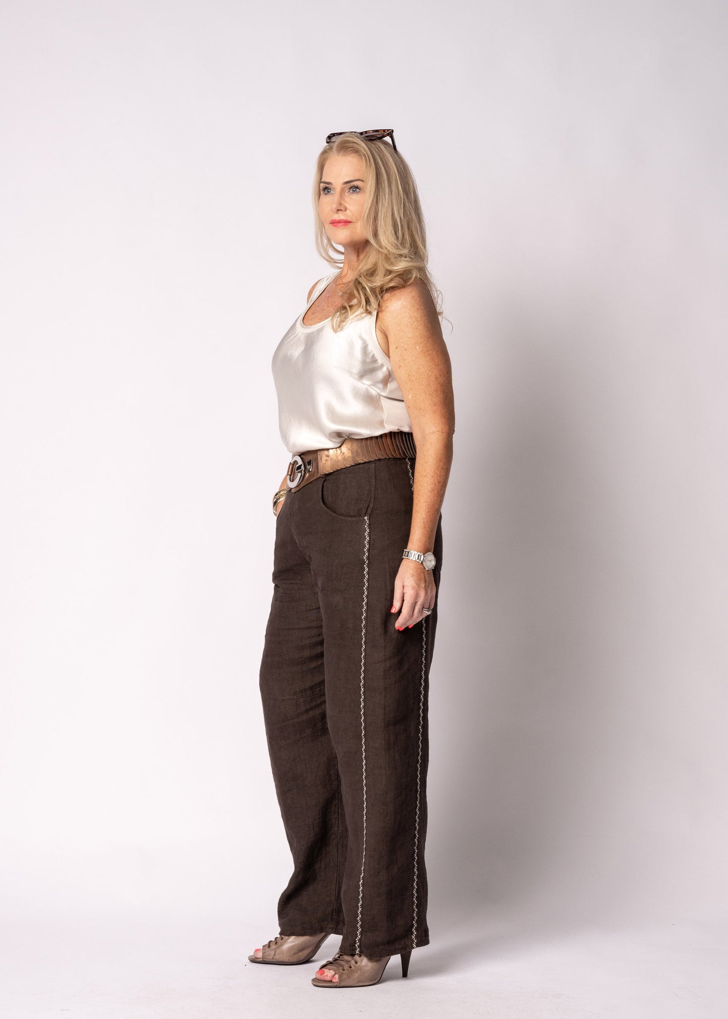 Wendy Linen Pants in Chocolate Truffle