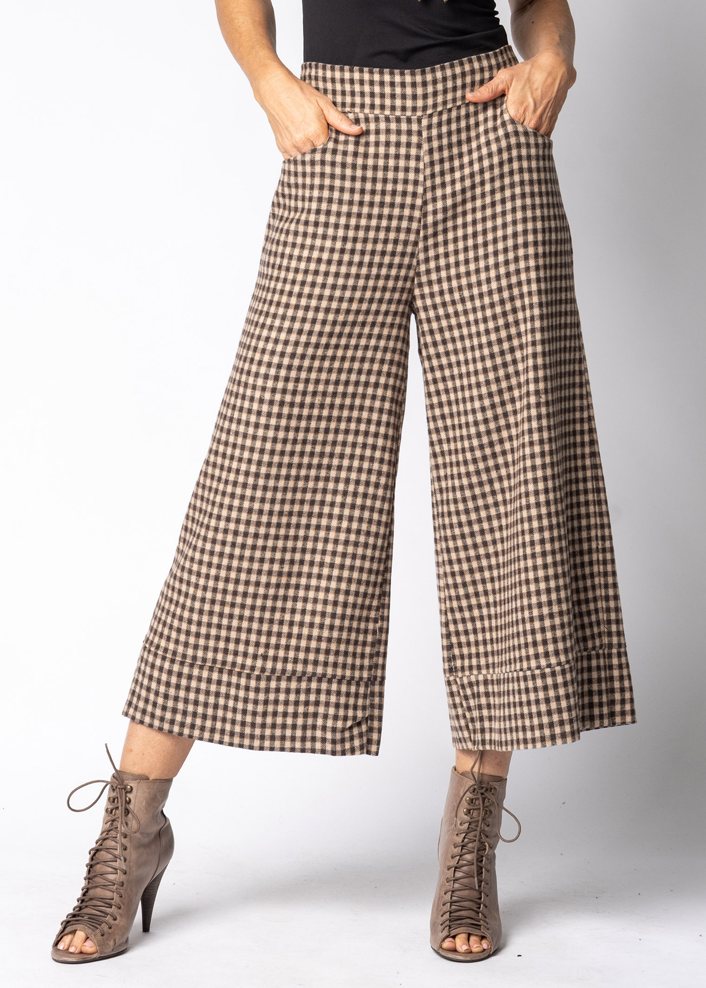 Evira Pants in Chocolate Truffle
