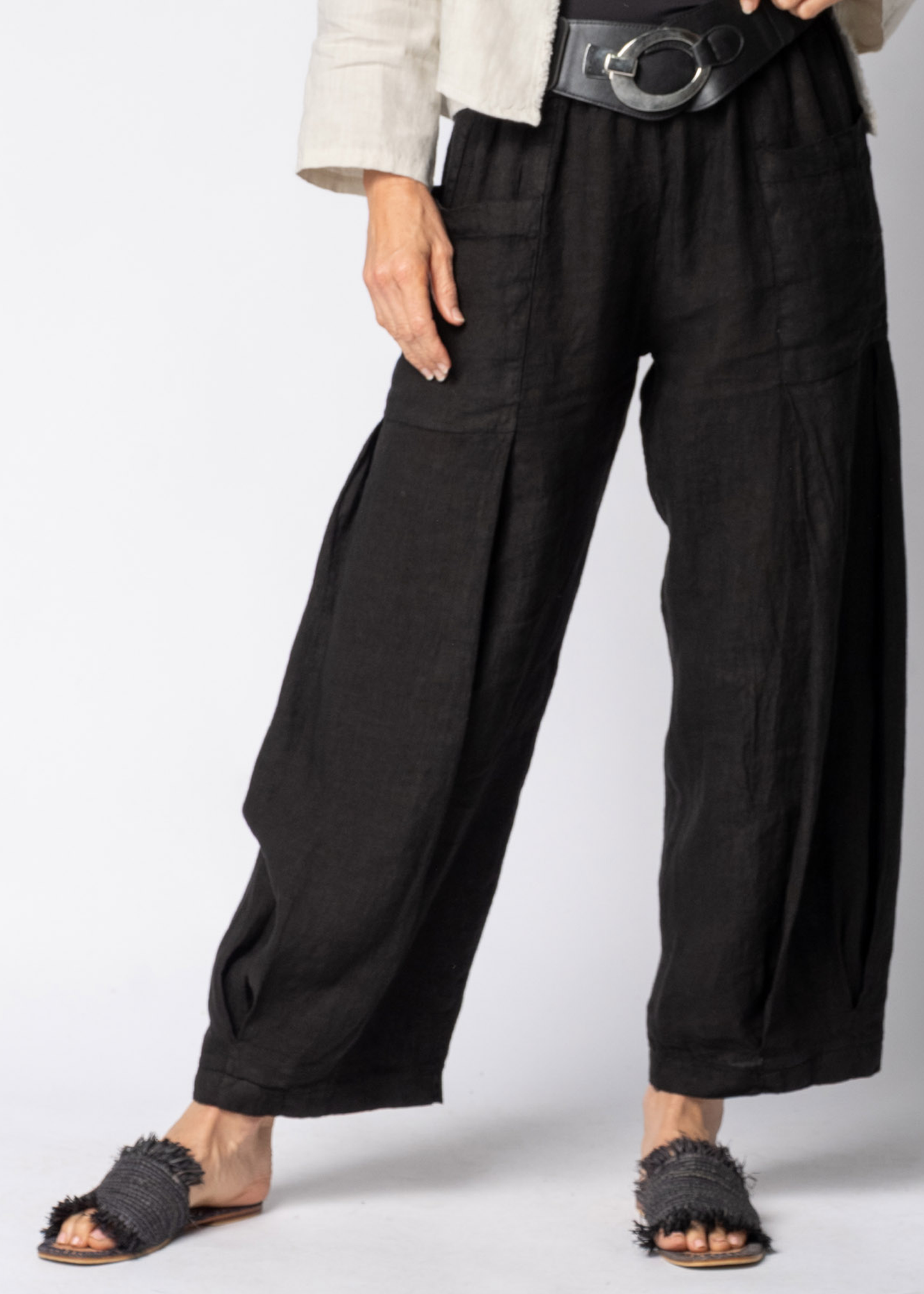 Olenna Linen Pants in Onyx