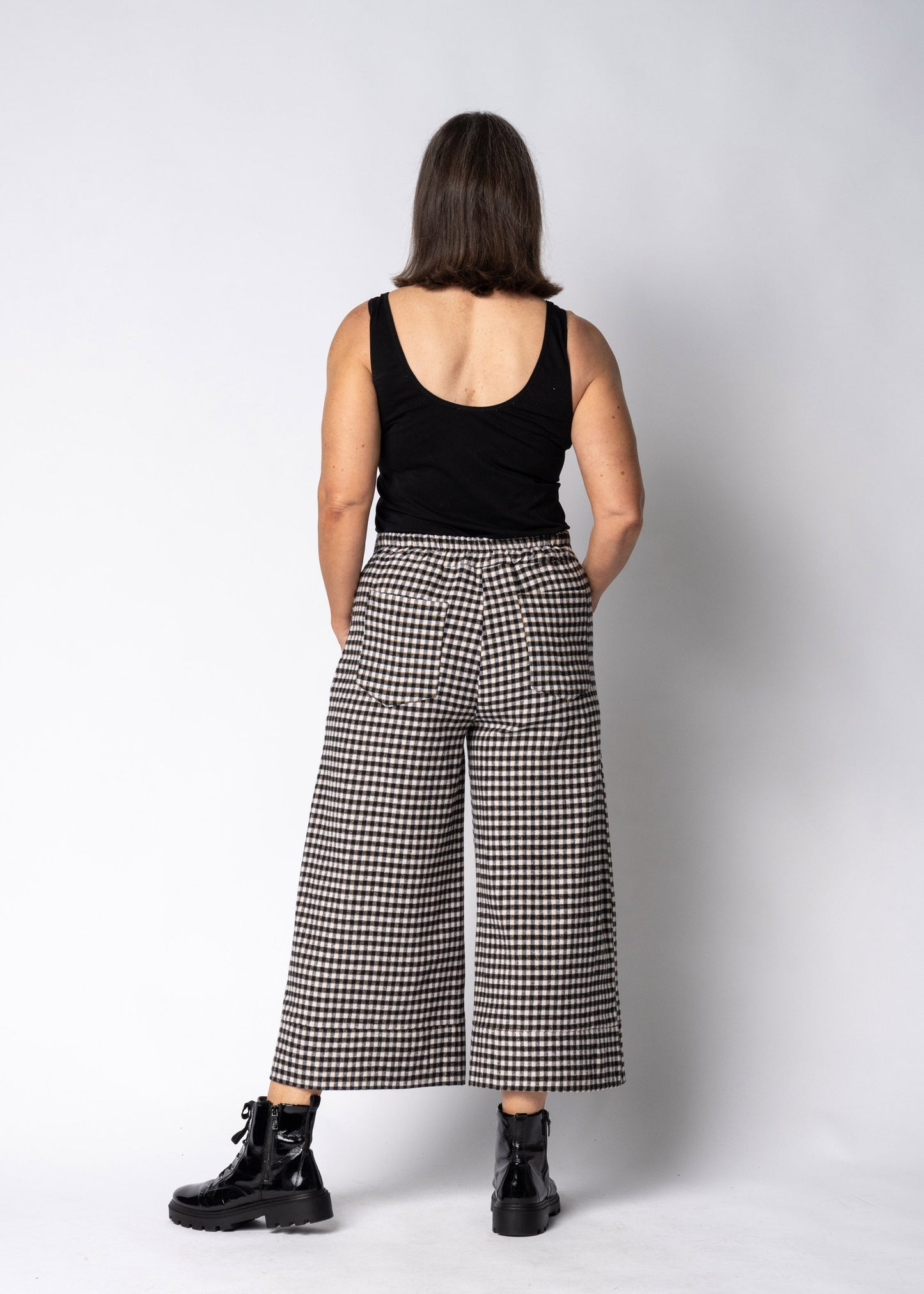 Evira Pants in Onyx