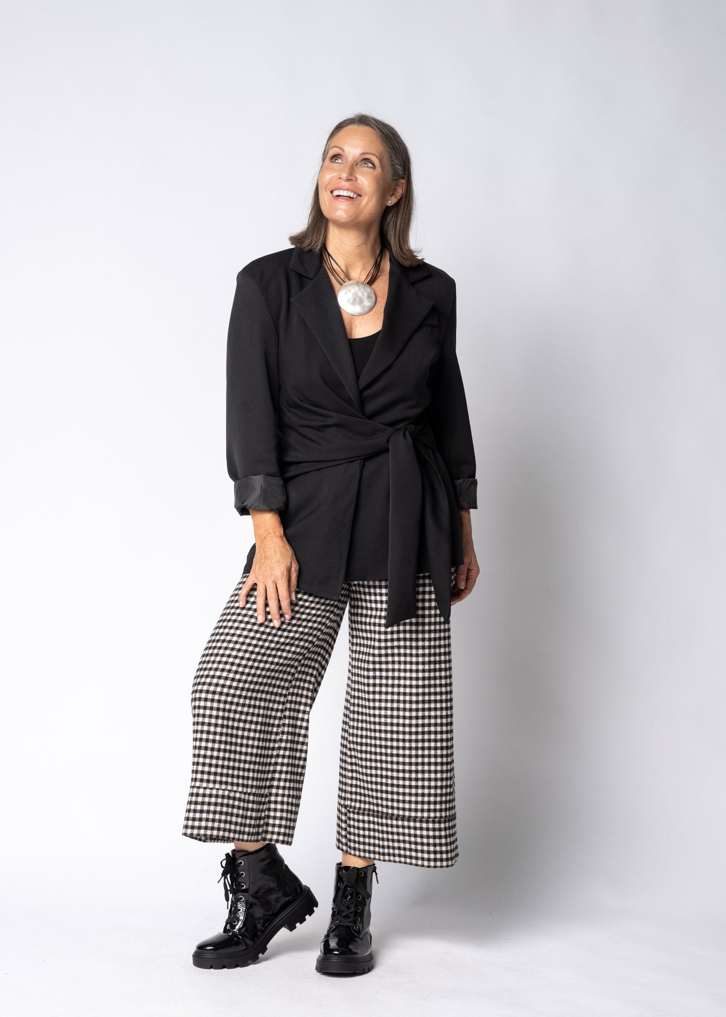 Evira Pants in Onyx