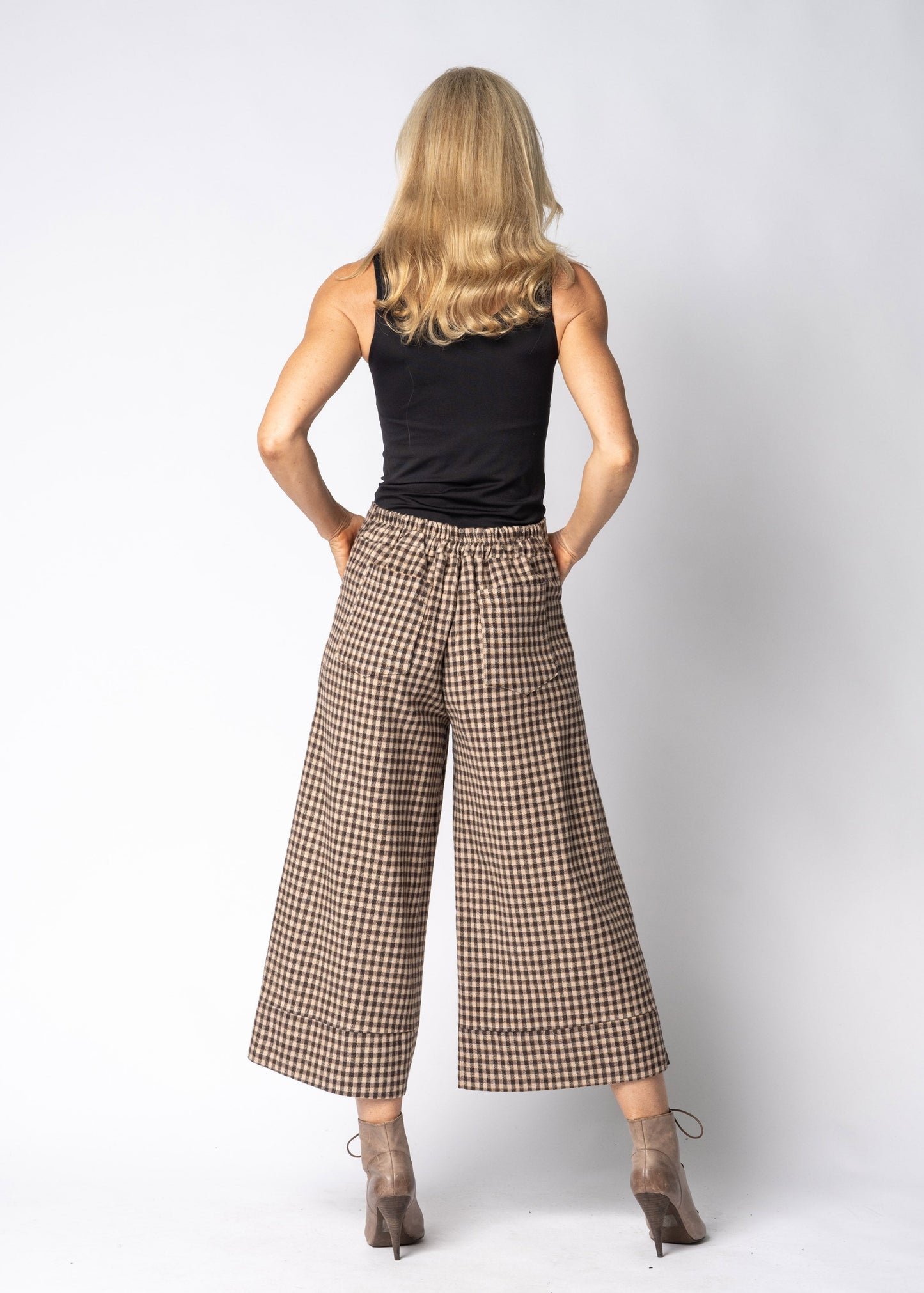 Evira Pants in Chocolate Truffle