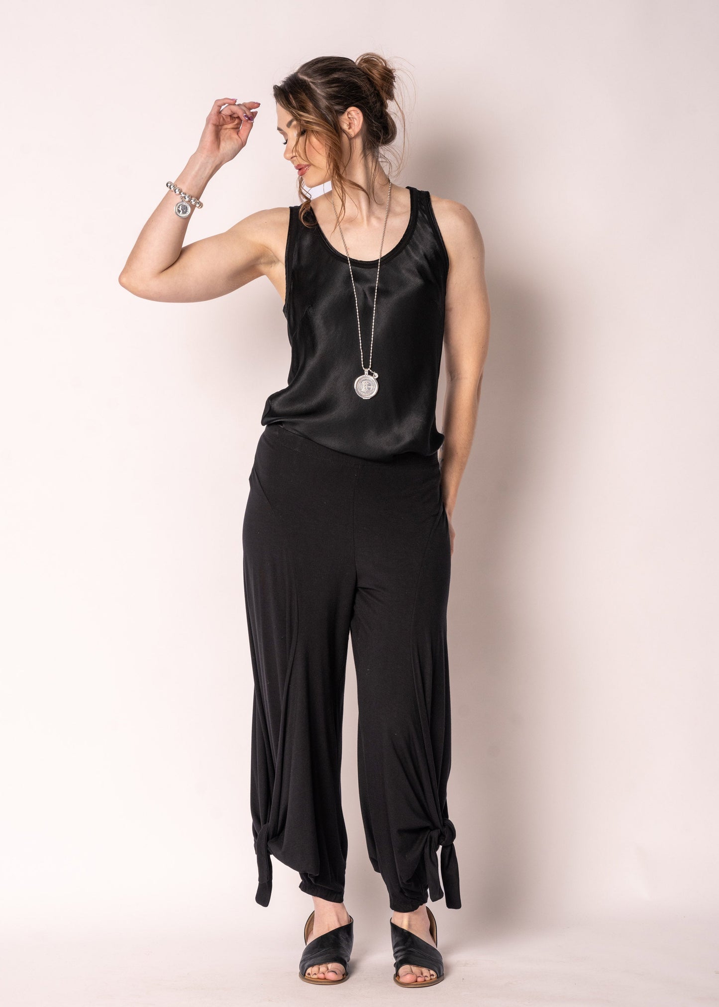 Marzia Pants in Onyx