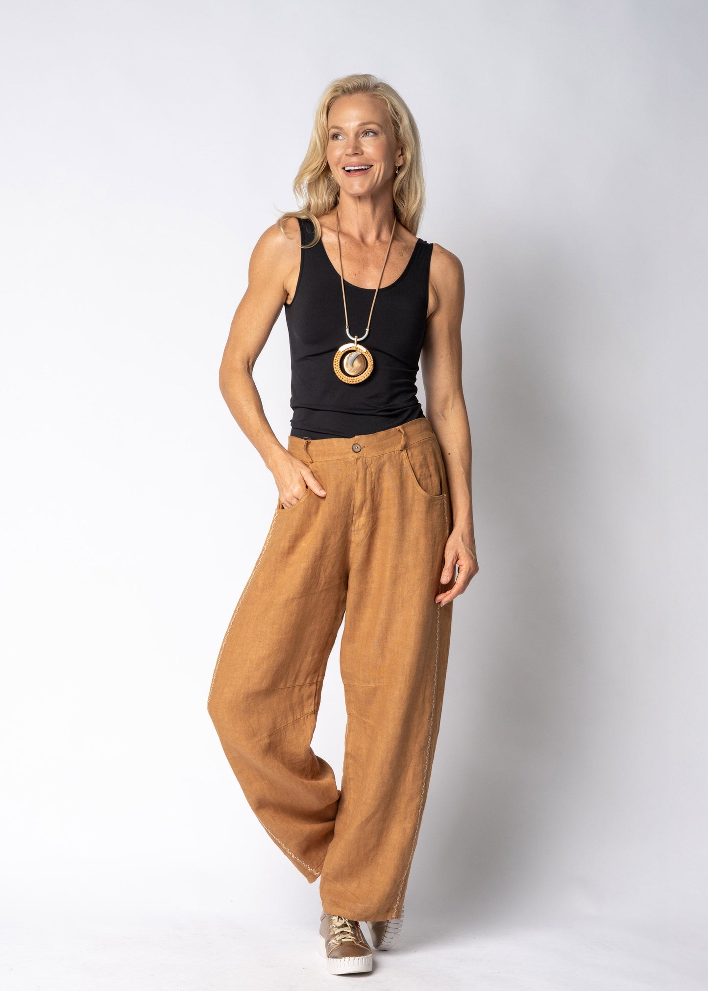 Wendy Linen Pants in Sahara Sand