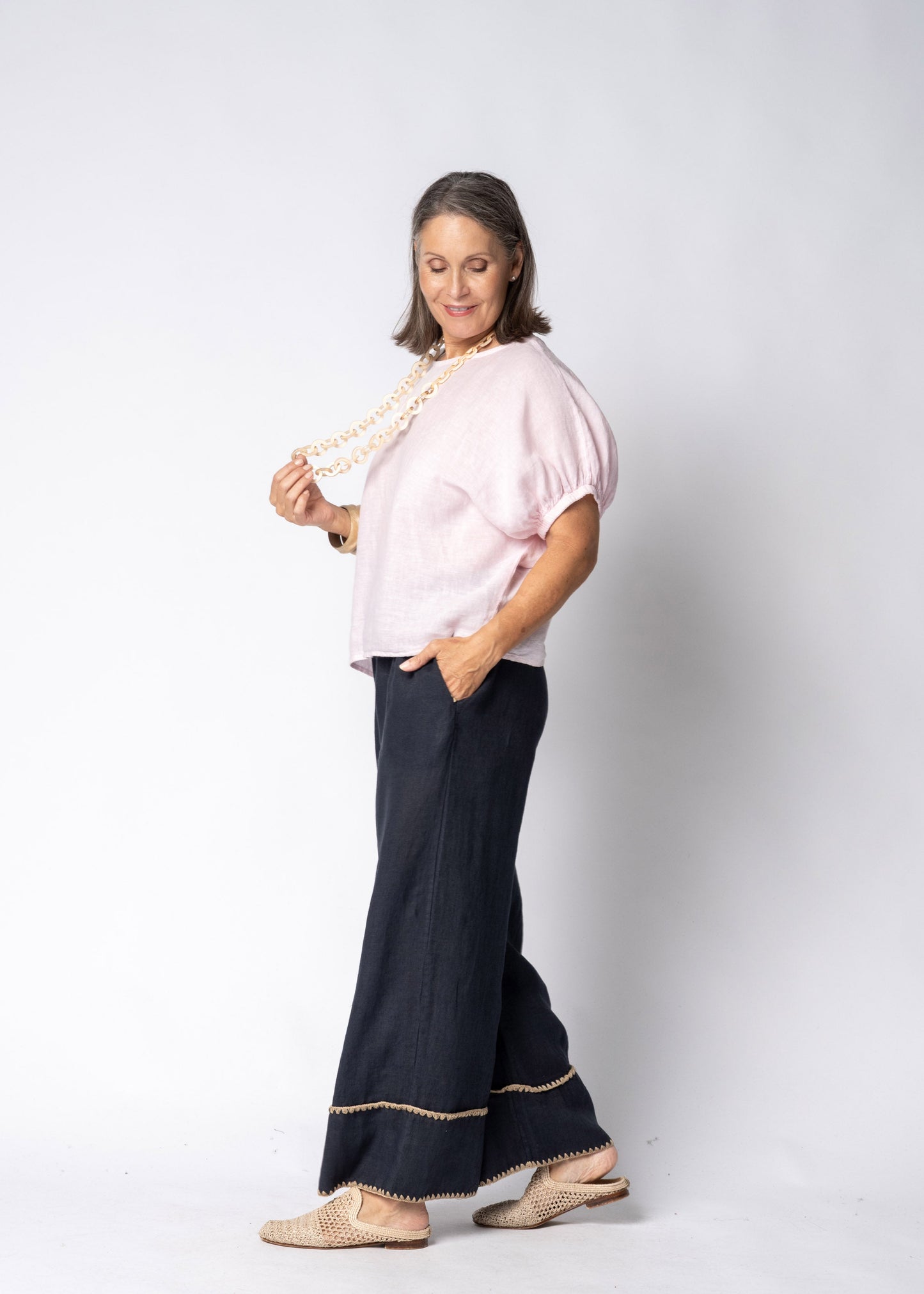 Tindra Linen Pants in Navy