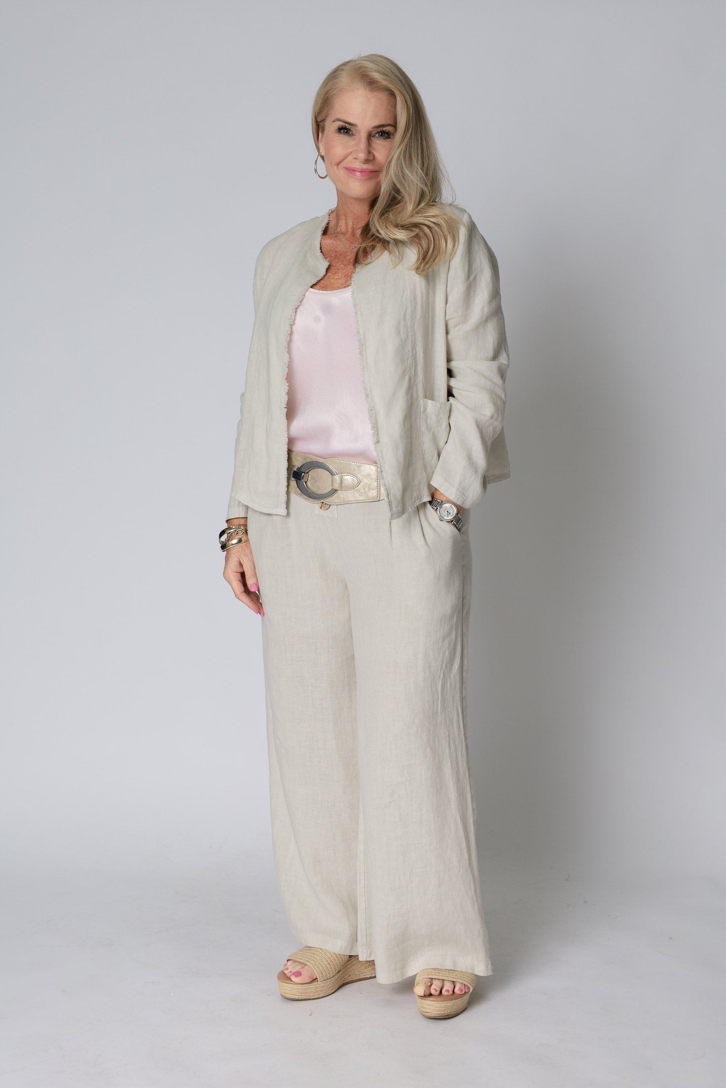 Zinnia Linen Jacket in Latte