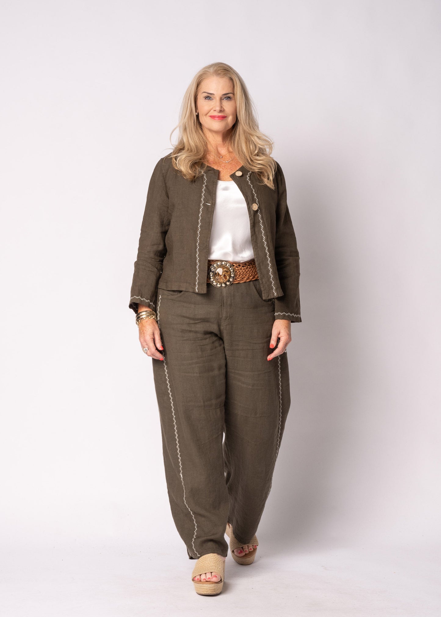 Teresa Linen Jacket in Moss Green
