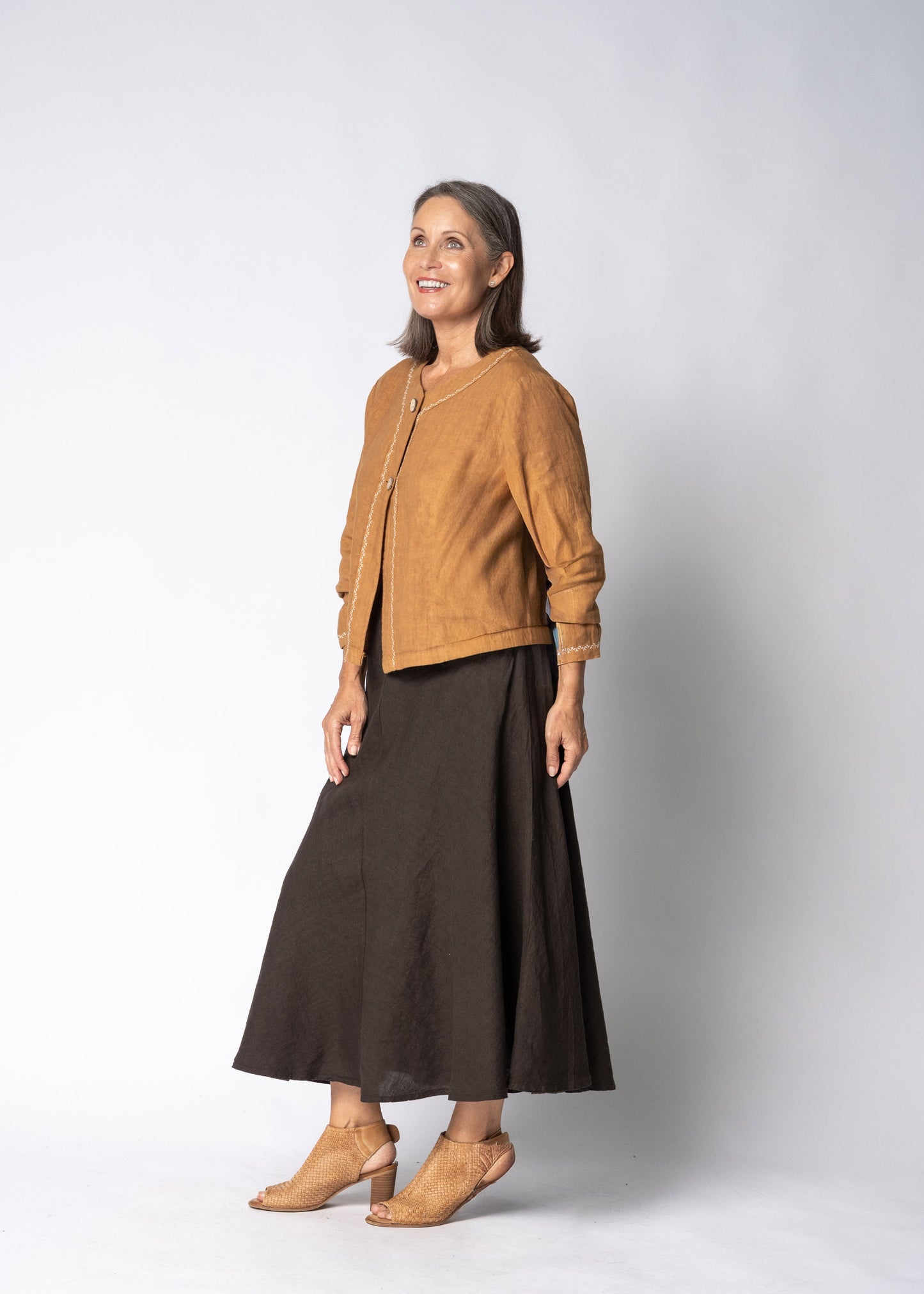 Teresa Linen Jacket in Sahara Sand
