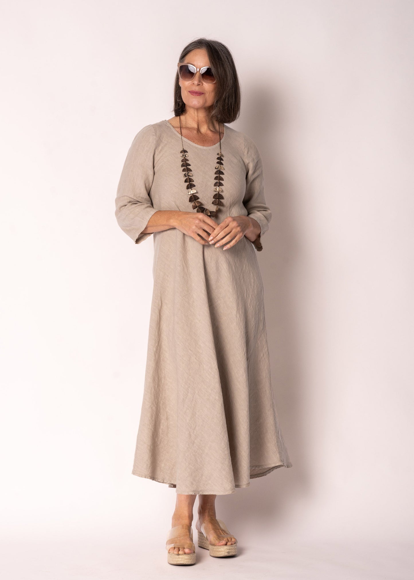Brontie Linen Dress in Latte