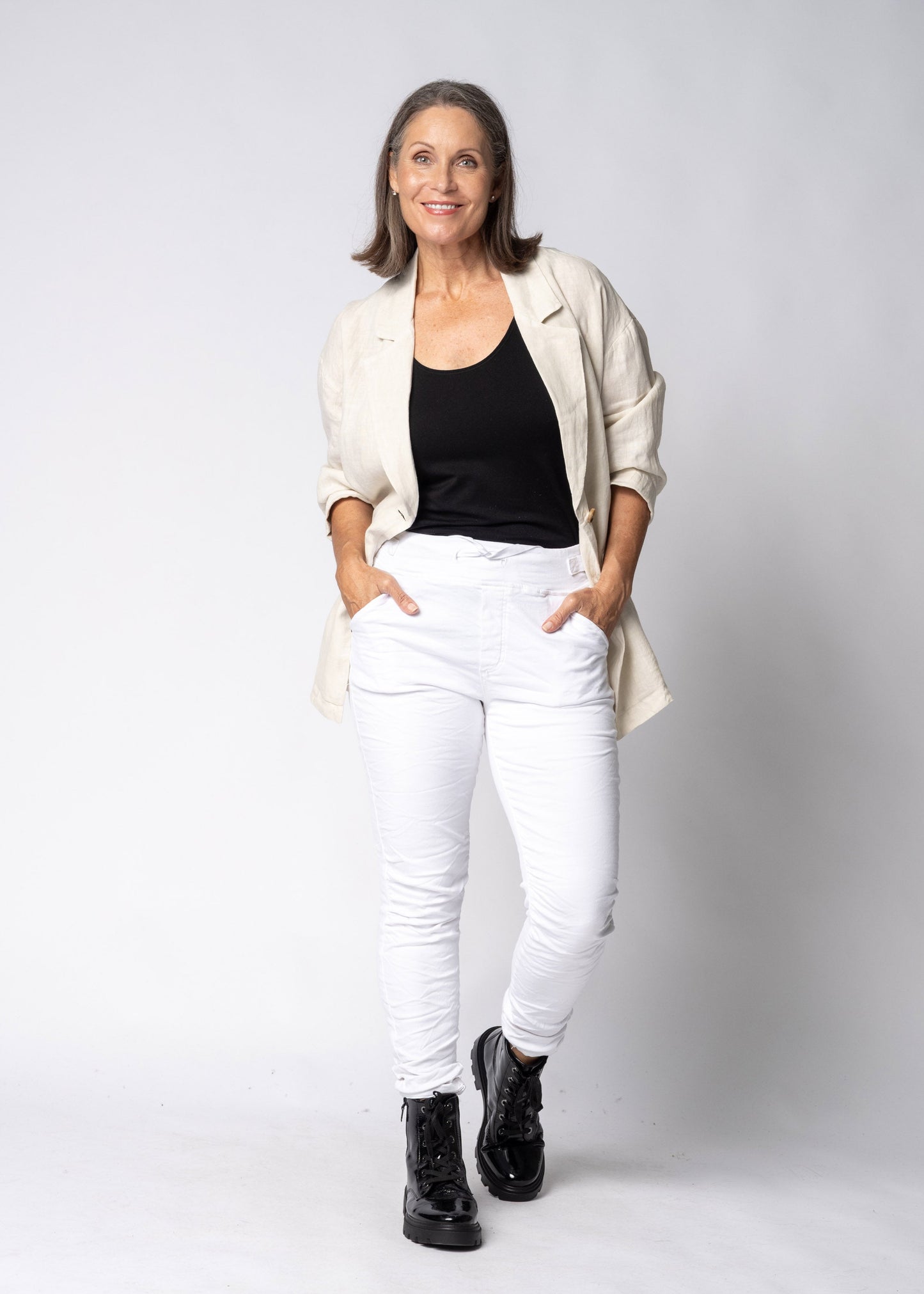 Liza Linen Jacket in Latte
