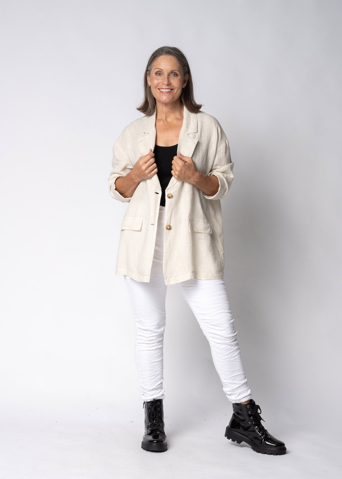 Liza Linen Jacket in Latte