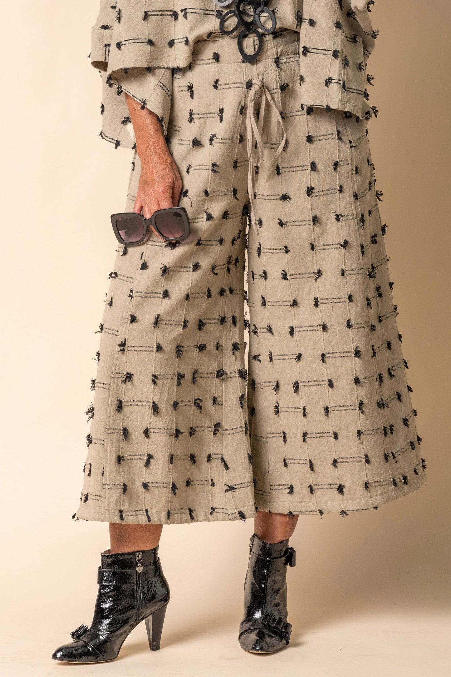 Aloka Pants in Latte