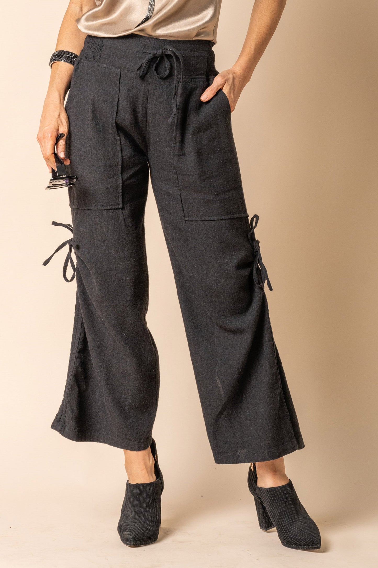 Hugo Linen Blend Pant in Onyx