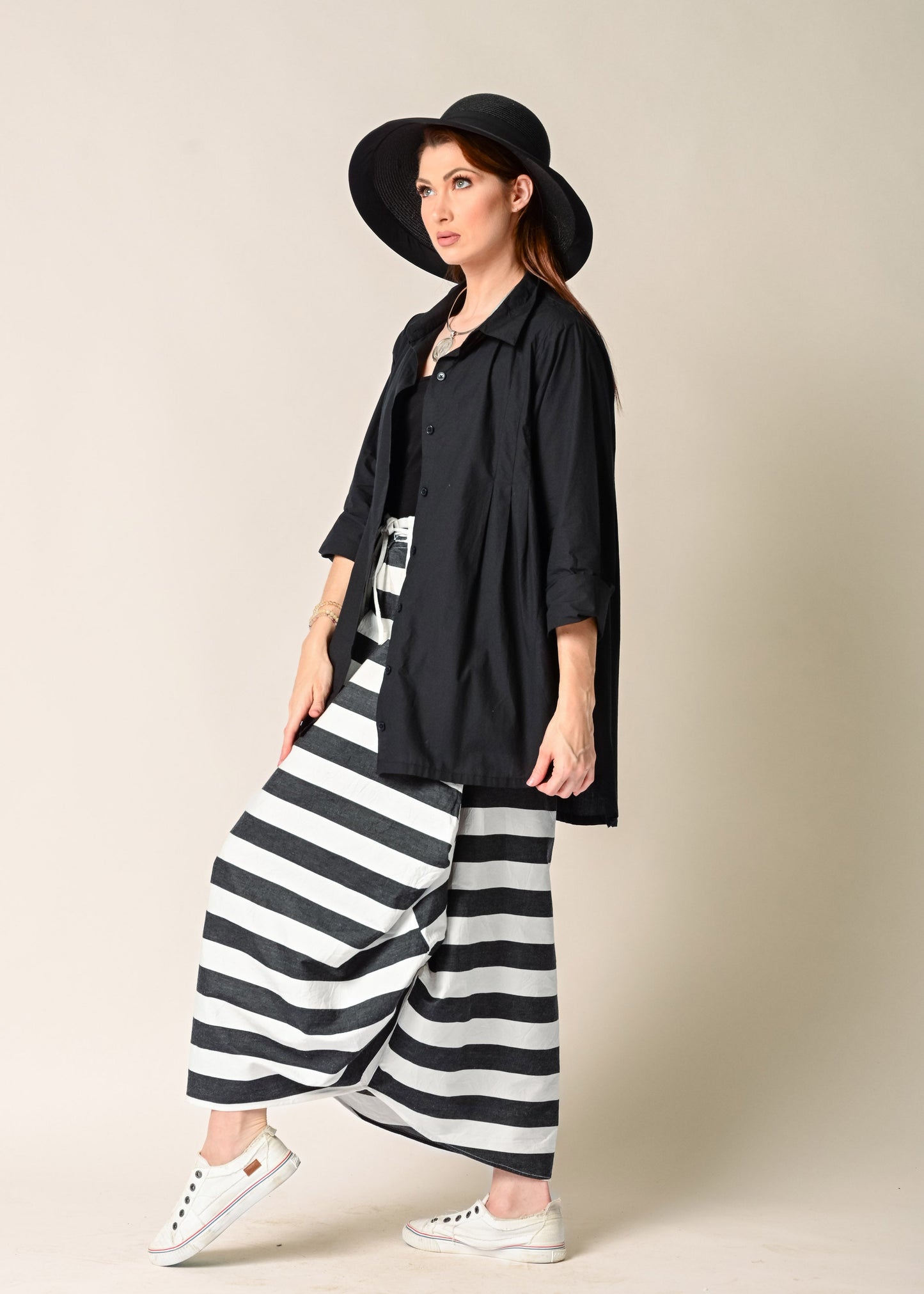 Nia Cotton Top in Onyx