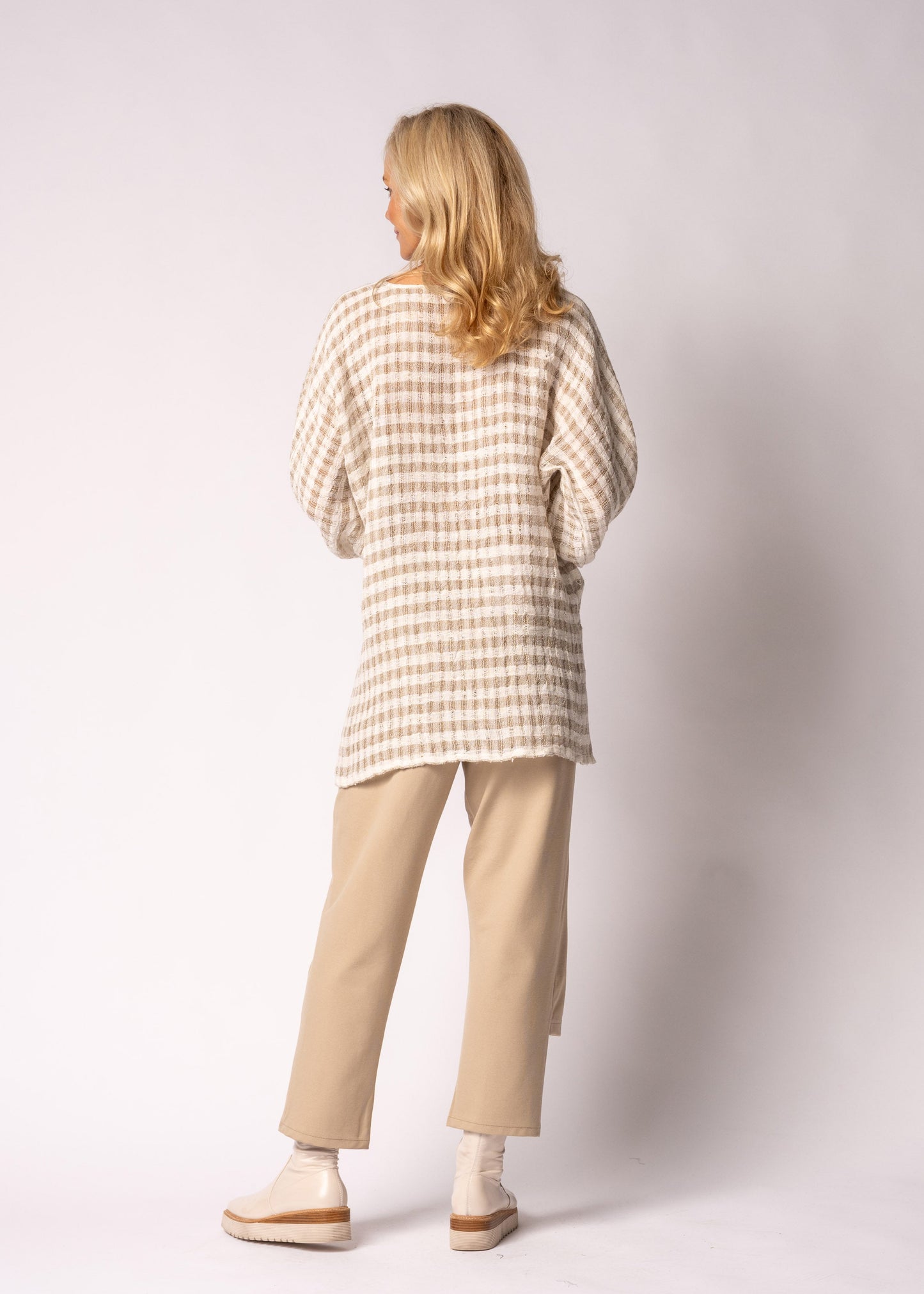 Susanne Linen Top in Latte