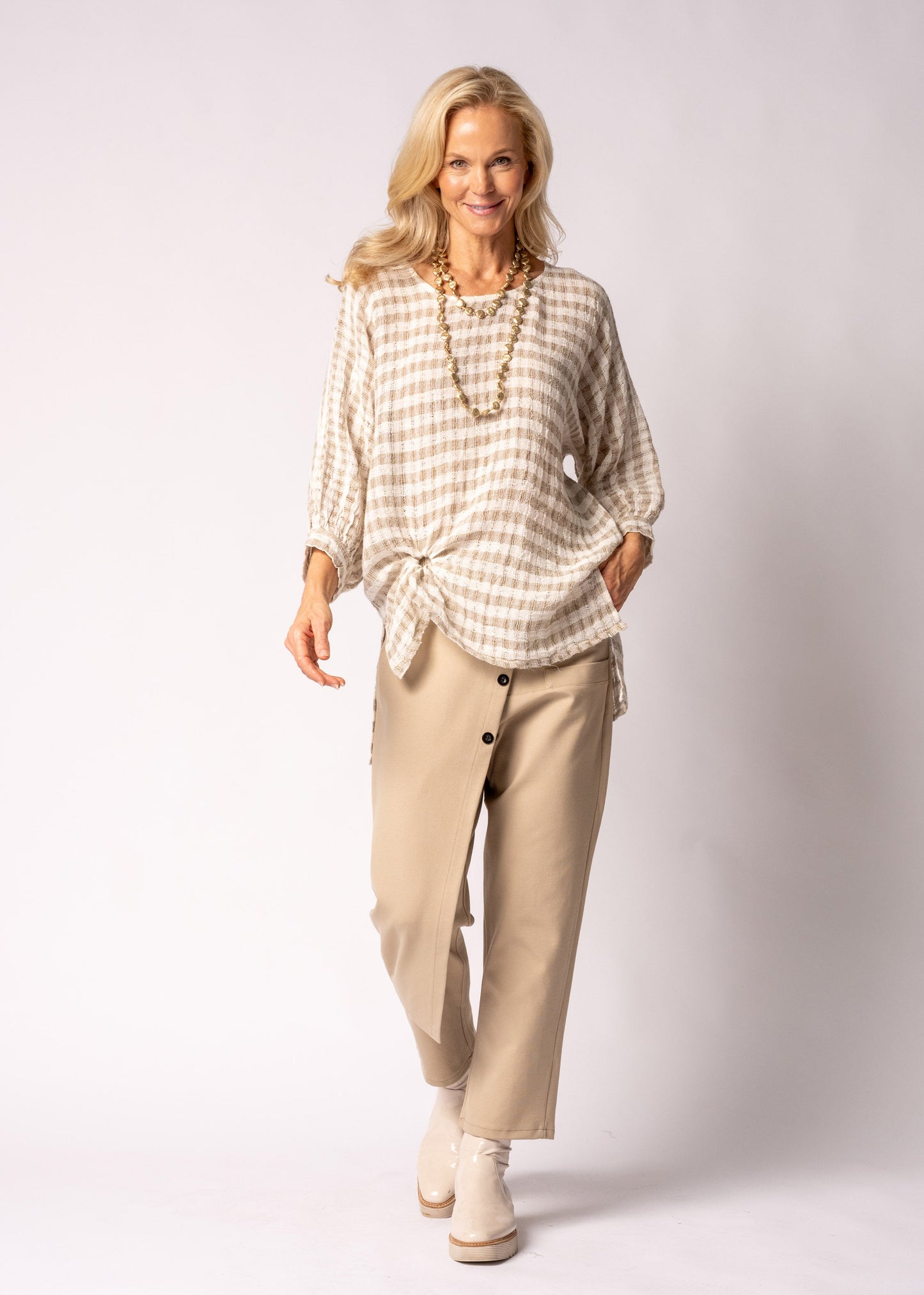 Susanne Linen Top in Latte