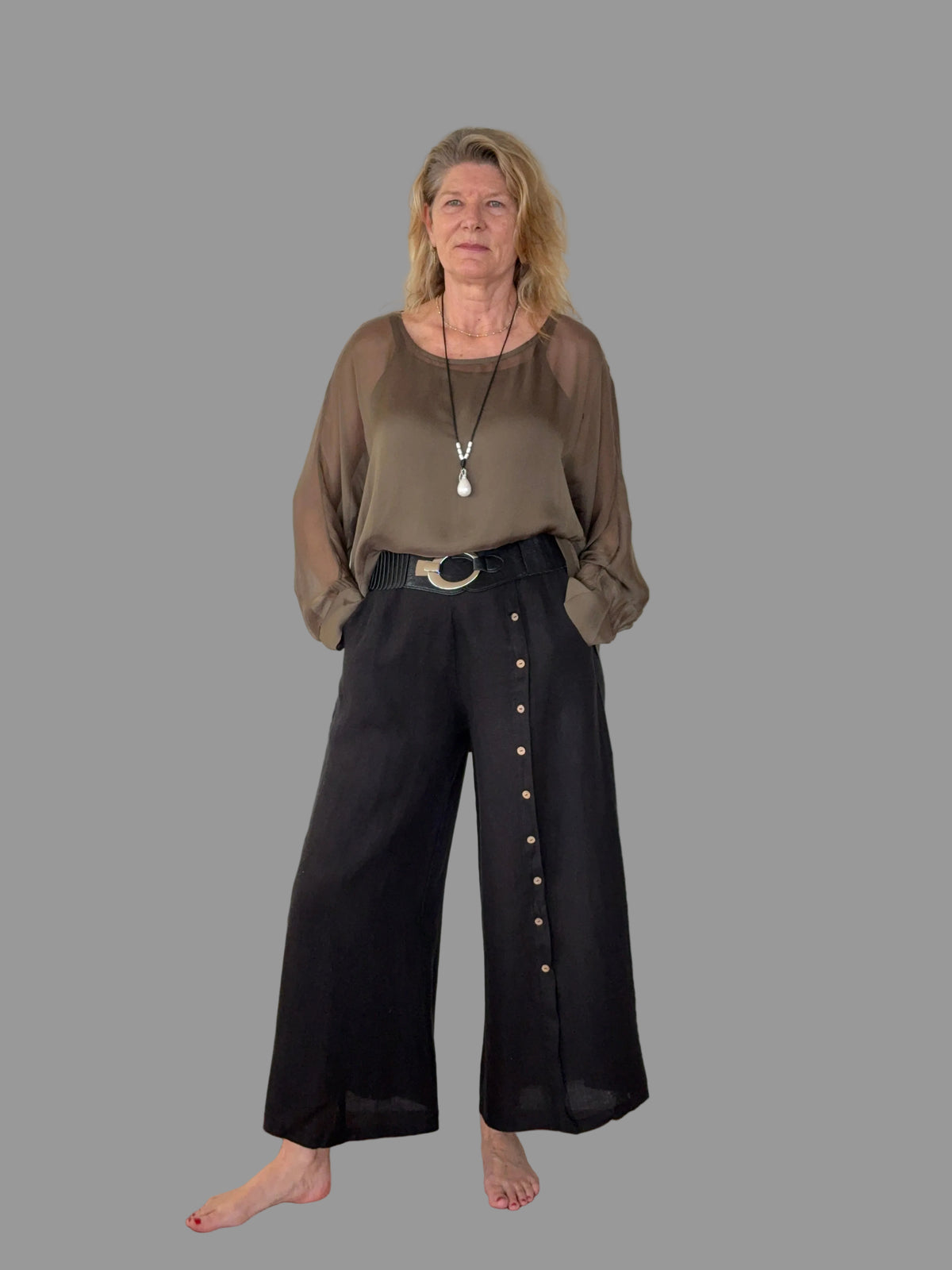 Clair Linen Pants in Onyx