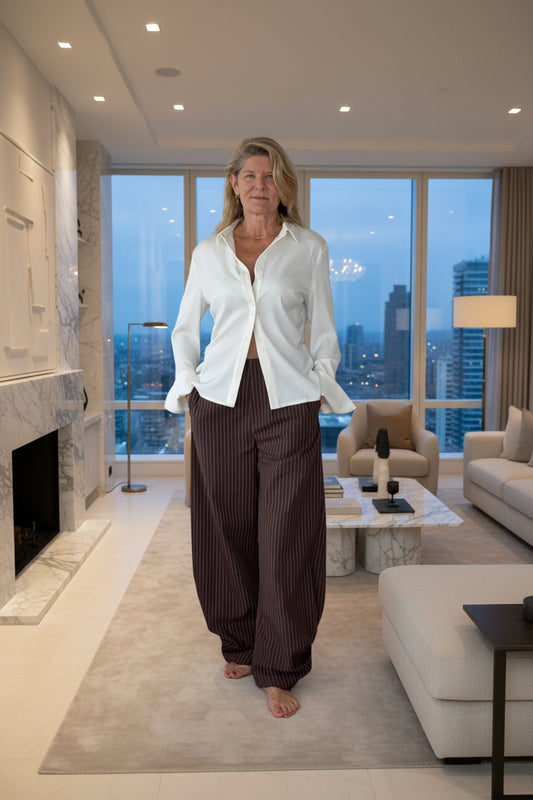 White long sleeve shirt women Australia - doesn't show sweat. Flare cuff, cinched waist. Tested in real life. Cheeky Goddess.