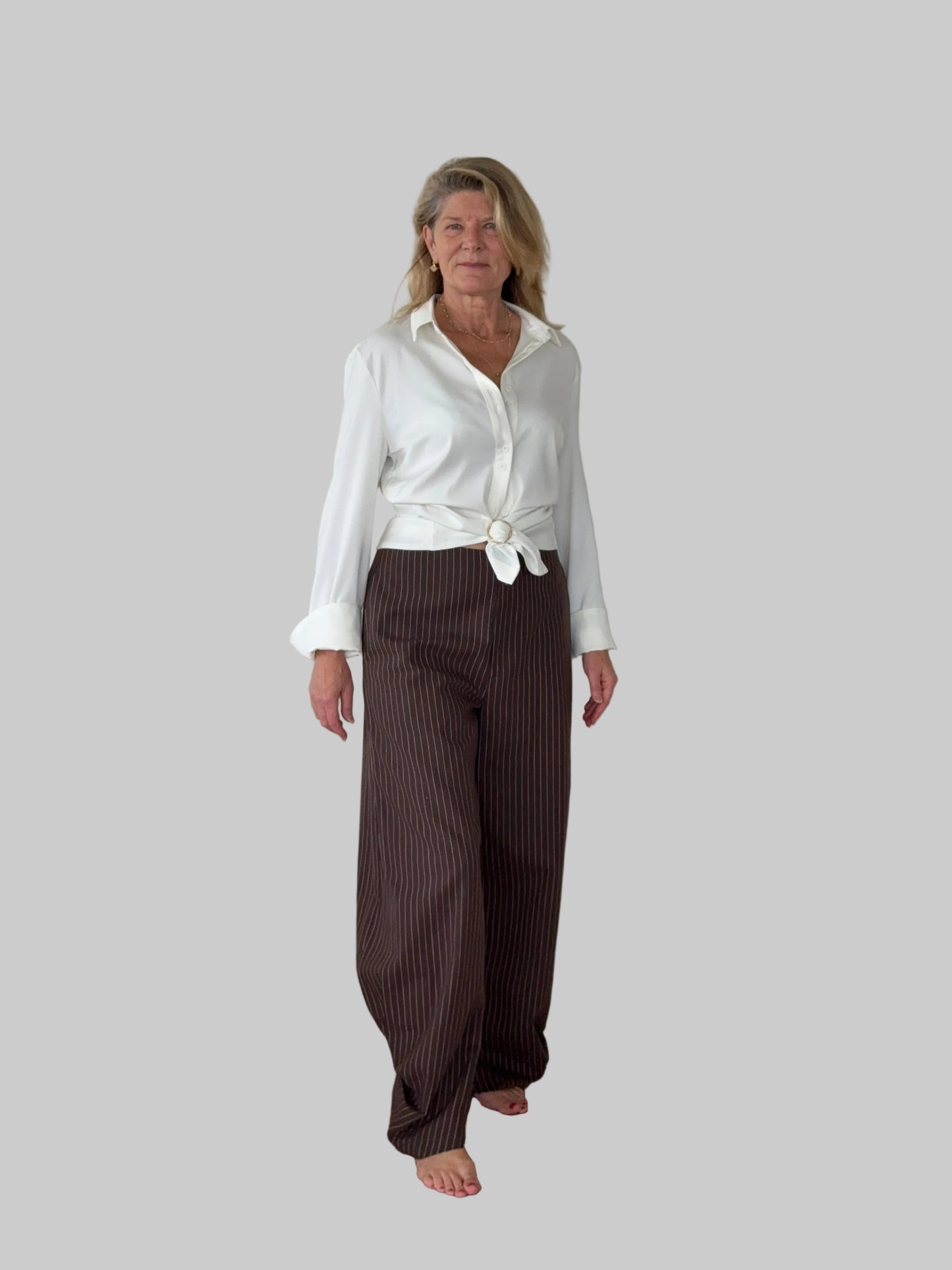 White long sleeve shirt women Australia - doesn't show sweat. Tied at waist.  Brown barrel pants. Flare cuff, cinched waist. Tested in real life. Cheeky Goddess.