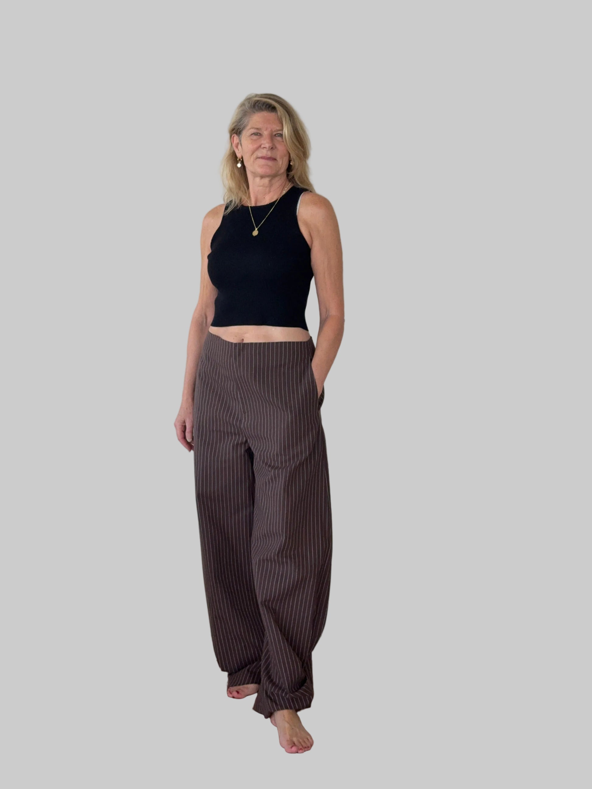 Brown linen barrel pants for women relaxed fit - with black knitted tank top - Vida size 14 - Cheeky Goddess Australia